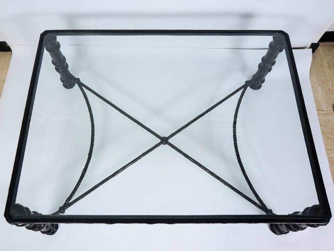 Beautiful Coffee Table, circa 1950 (Moderne der Mitte des Jahrhunderts) im Angebot