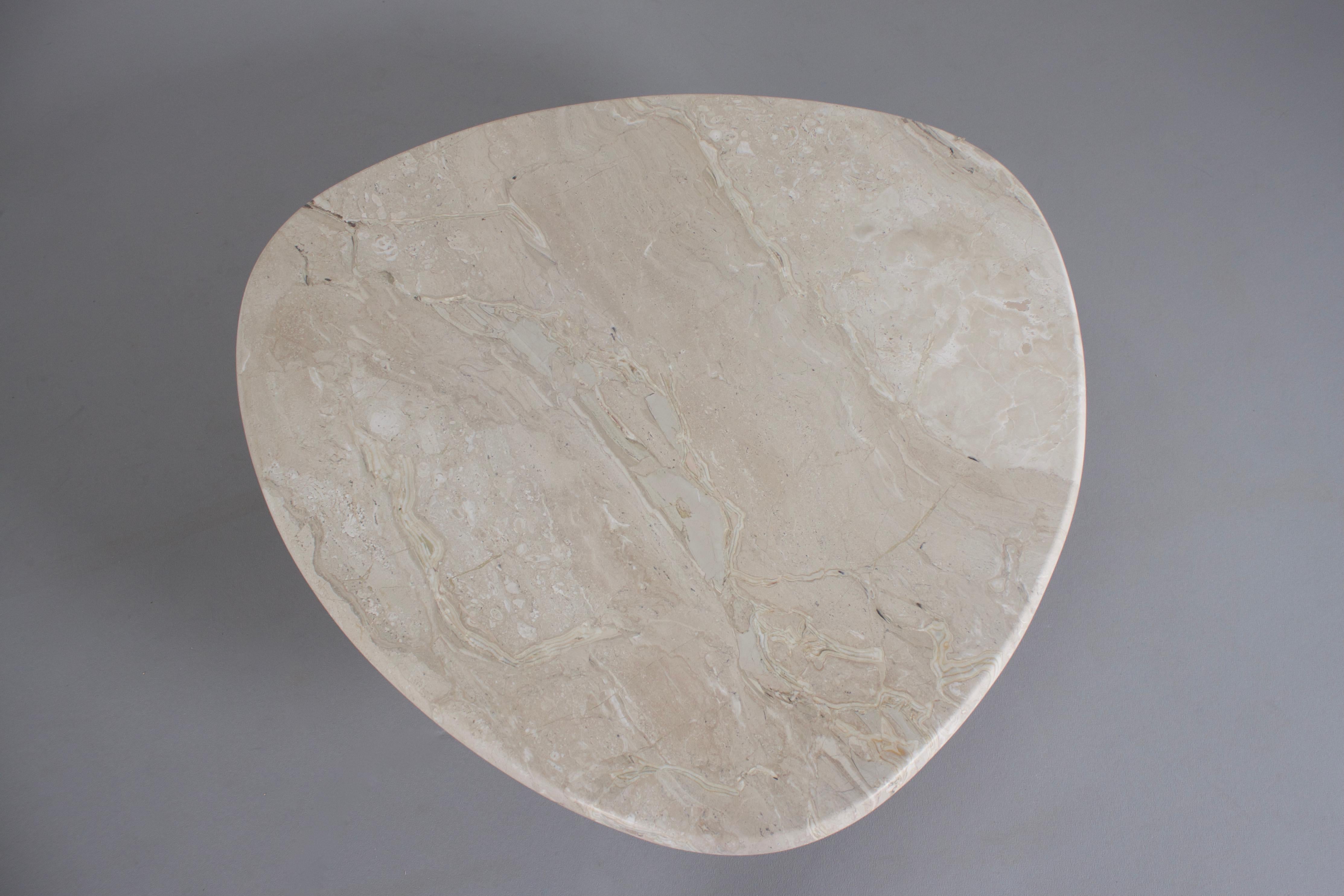 Mid-Century Modern Beautiful Coffee Table in Natural Travertine, 1970s