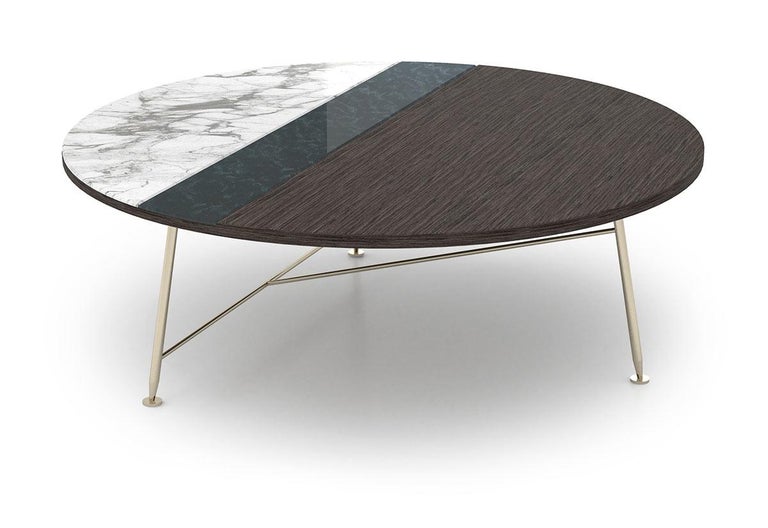 Italian Beautiful Coffee Table Top in Veneered Wood & Vetrite Satined Lacquer Finishing For Sale
