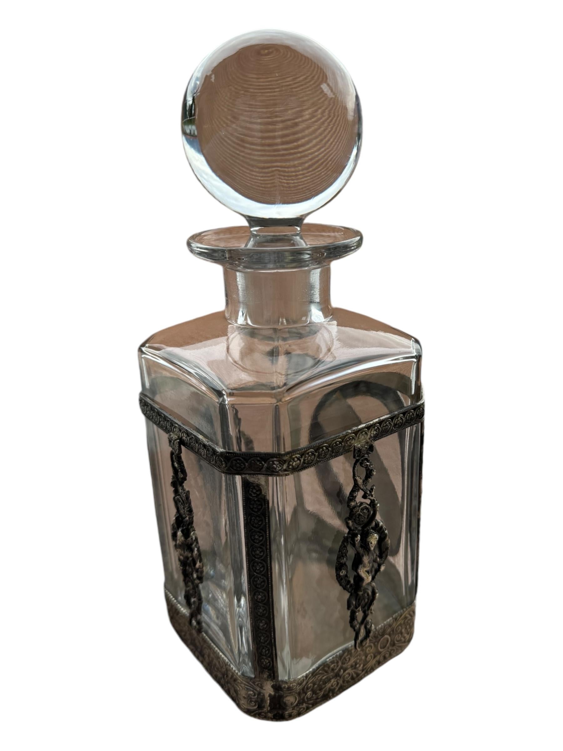 Beautiful Cognac Glass & Silver Plate Mounts, Decanter Bottle, vintage England For Sale 13