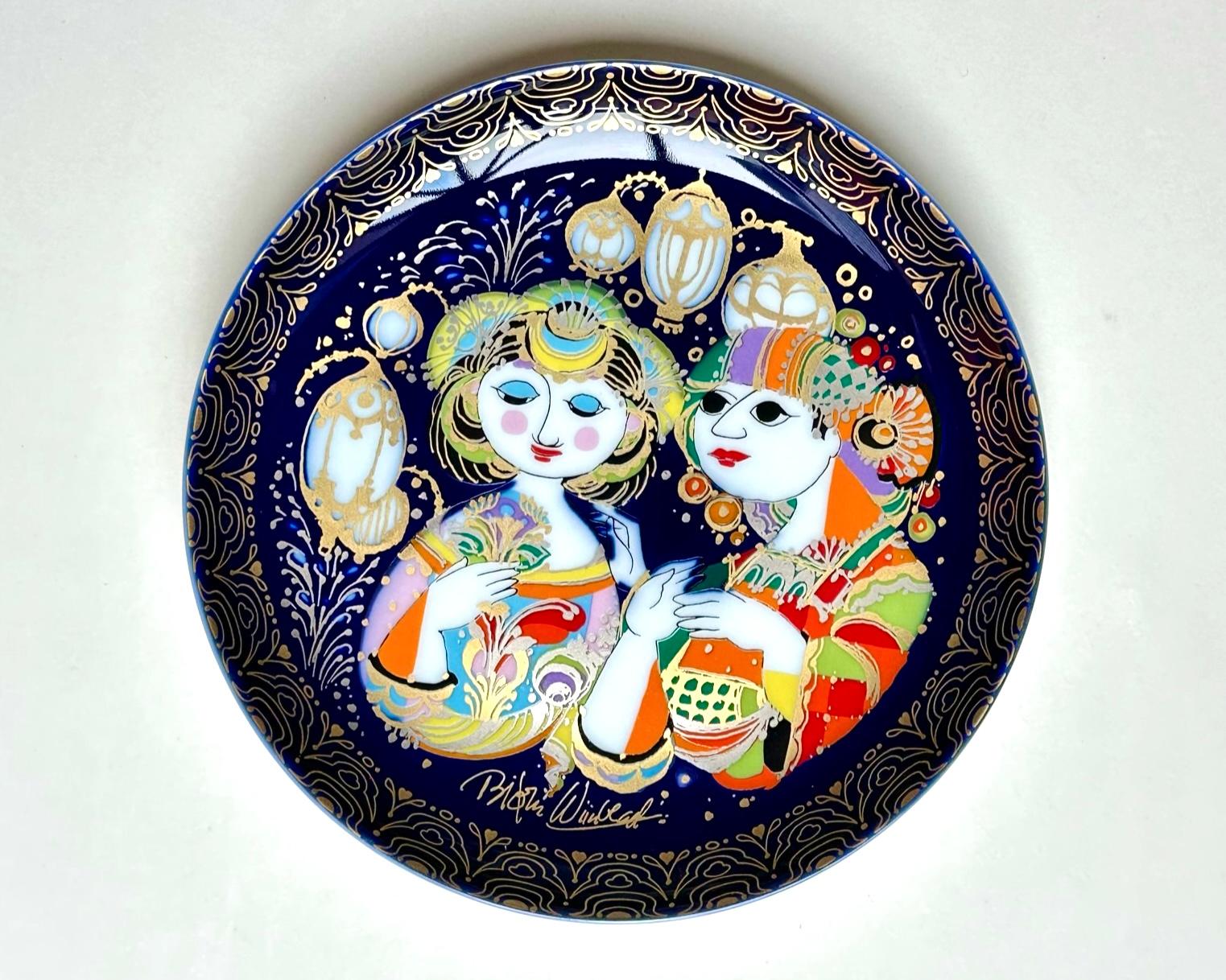 Magnifiques assiettes décoratives conçues par le célèbre artiste danois Bjorn Wiinblad pour Rosenthal.

Allemagne. 1970s.

Assiettes en porcelaine de la fin du XXe siècle inspirées des contes de fées 
