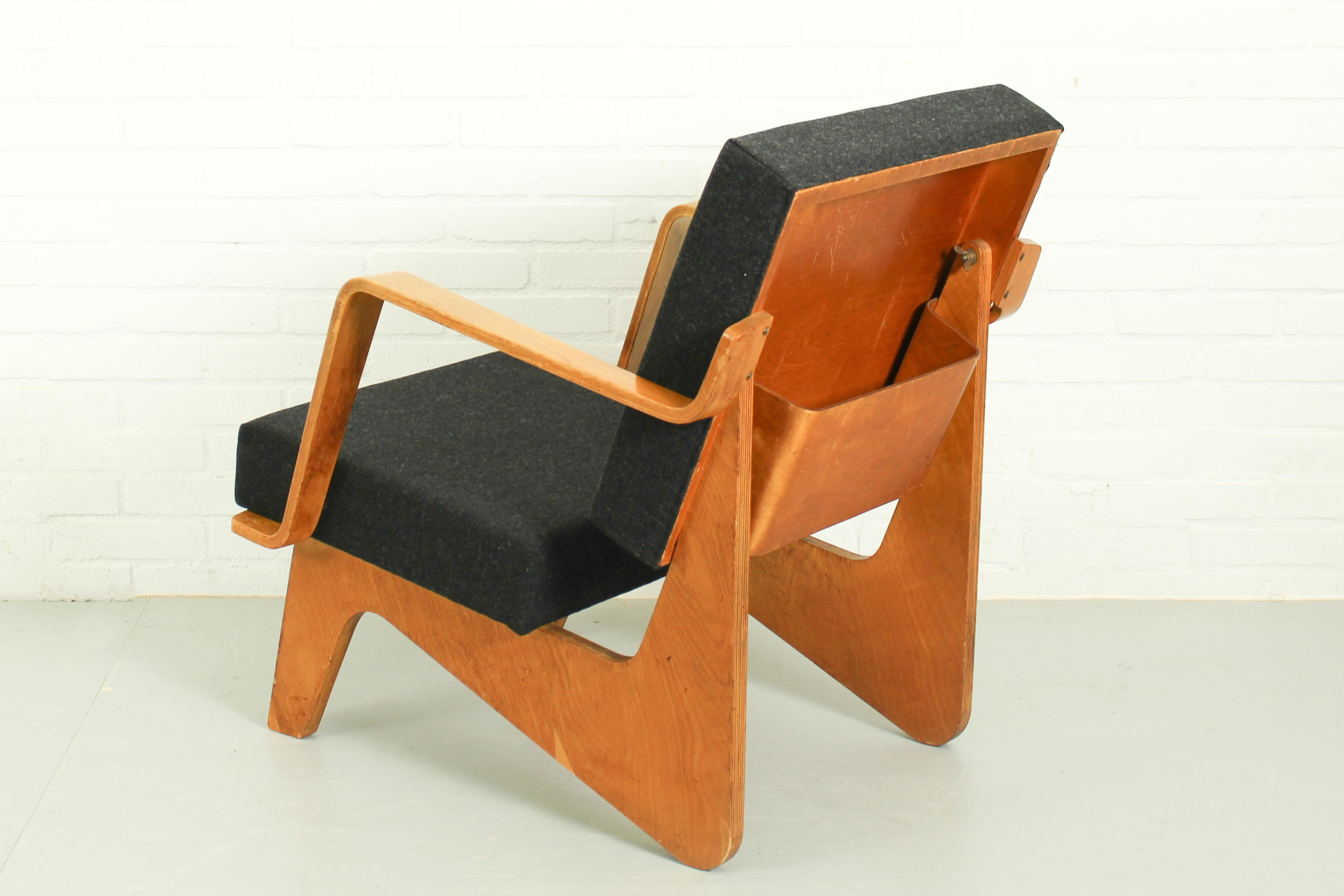 Plywood Beautiful Combex FB03 with Magazine Holder by Cees Braakman for Pastoe, 1950