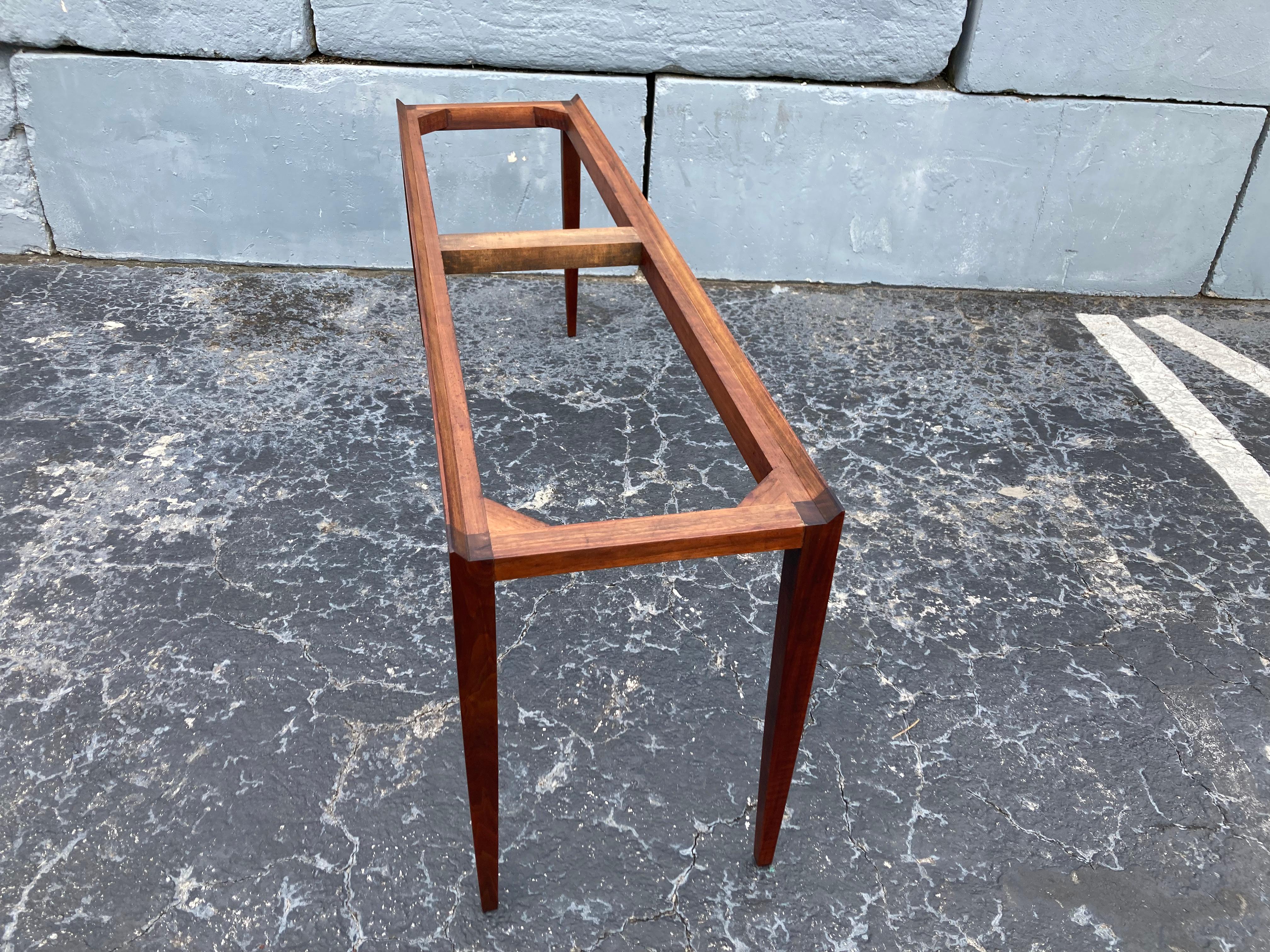 Magnifique table console attribuée à Gio Ponti, en noyer et marbre, années 1950 en vente 11