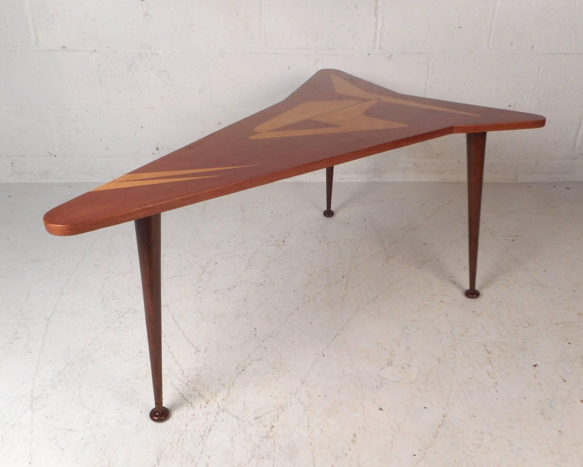 Mid-Century Modern Beautiful Contemporary Modern Boomerang Coffee Table