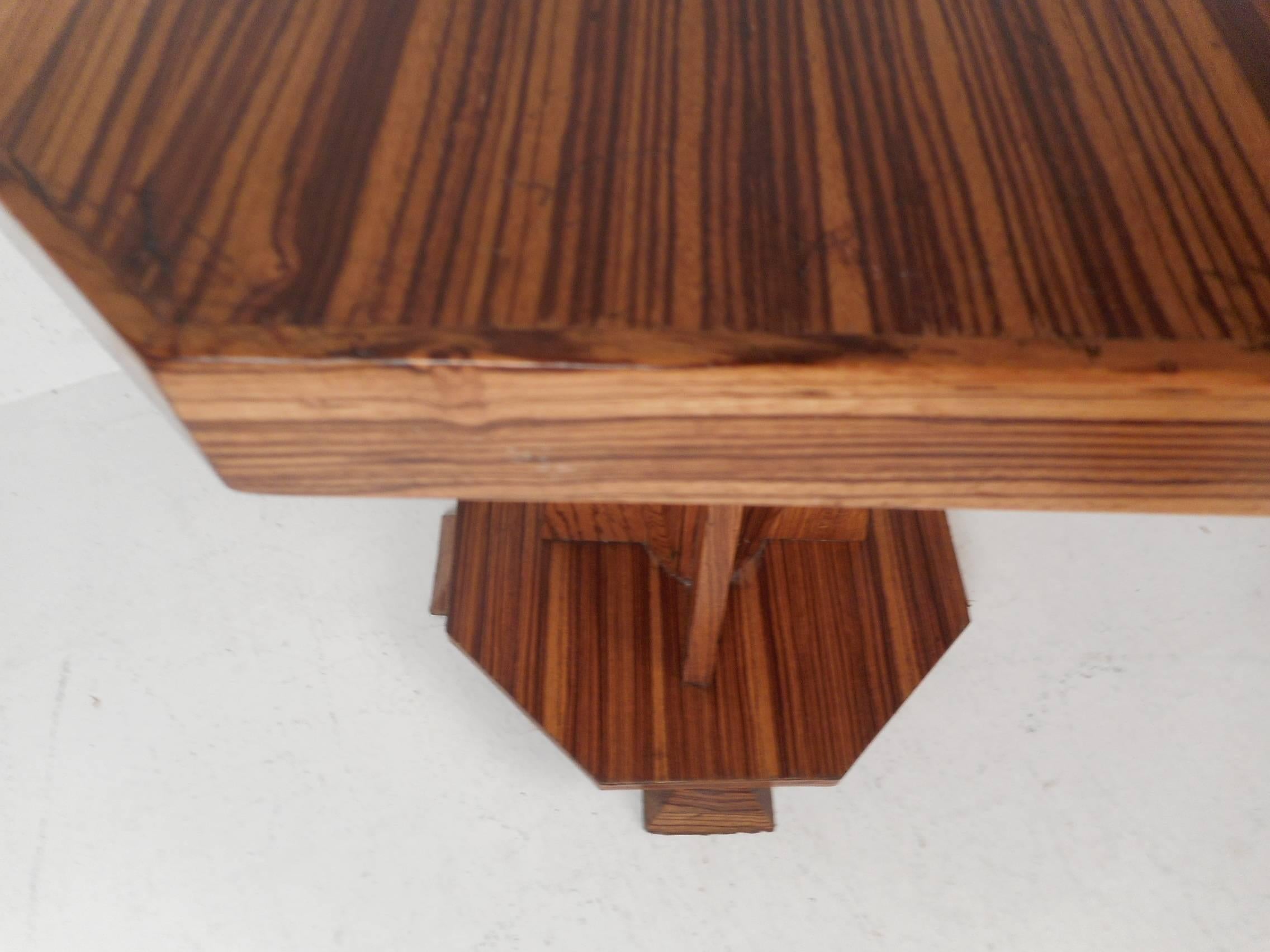 Beautiful Contemporary Modern Custom-Made Octagonal End Table For Sale 4