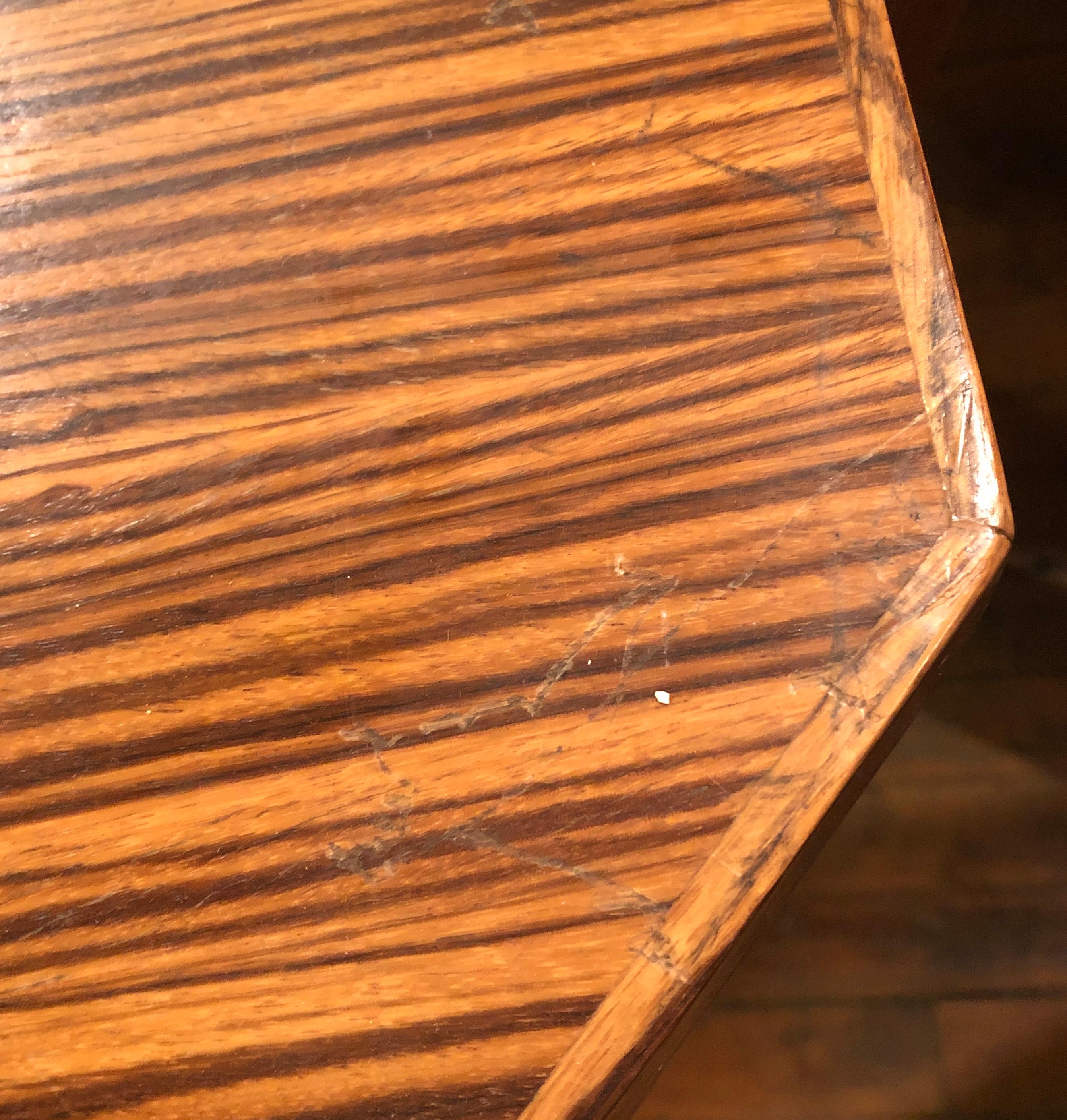 Beautiful Contemporary Modern Custom-Made Octagonal End Table For Sale 7