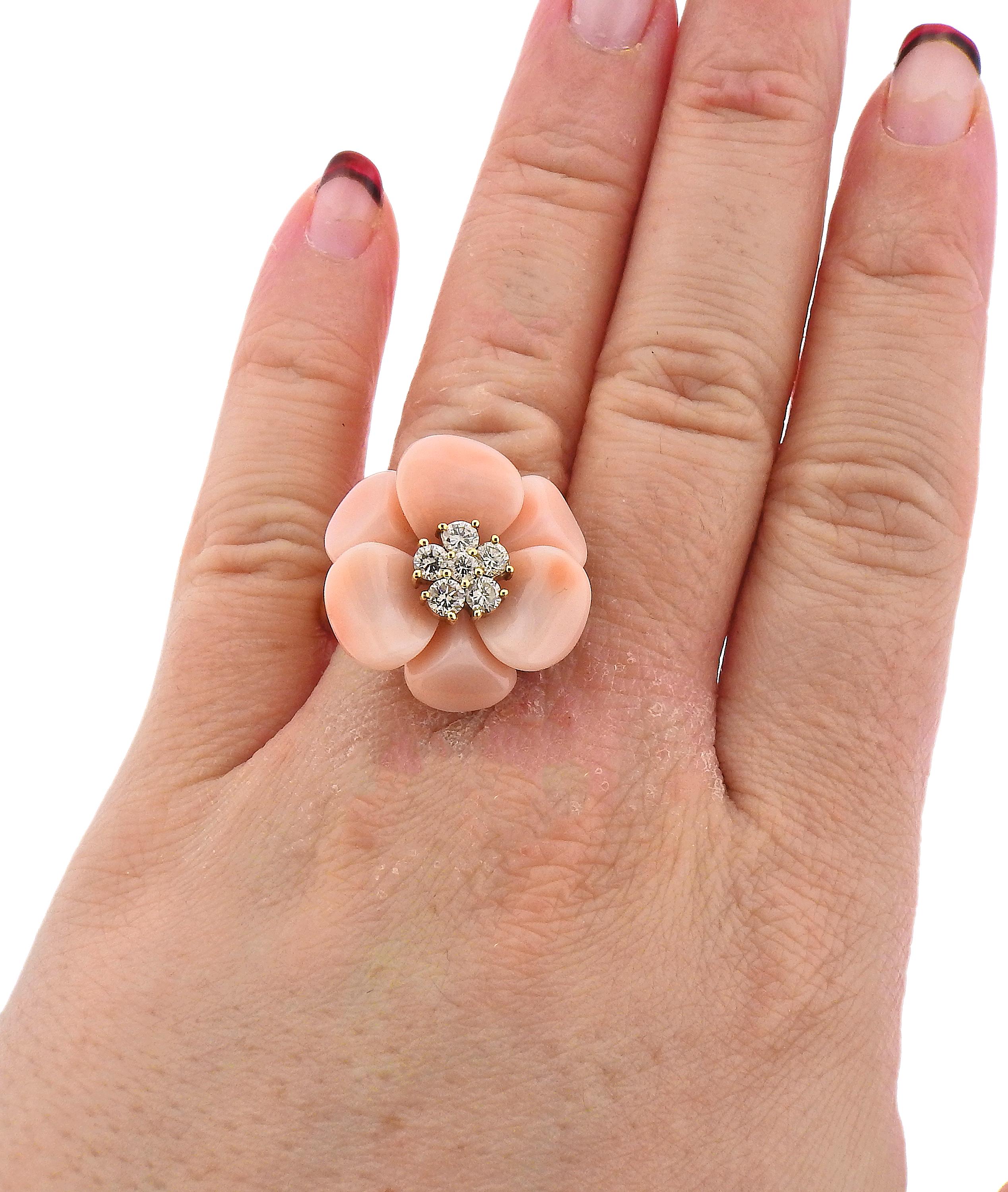 Round Cut Beautiful Coral and Diamond Gold Flower Ring For Sale