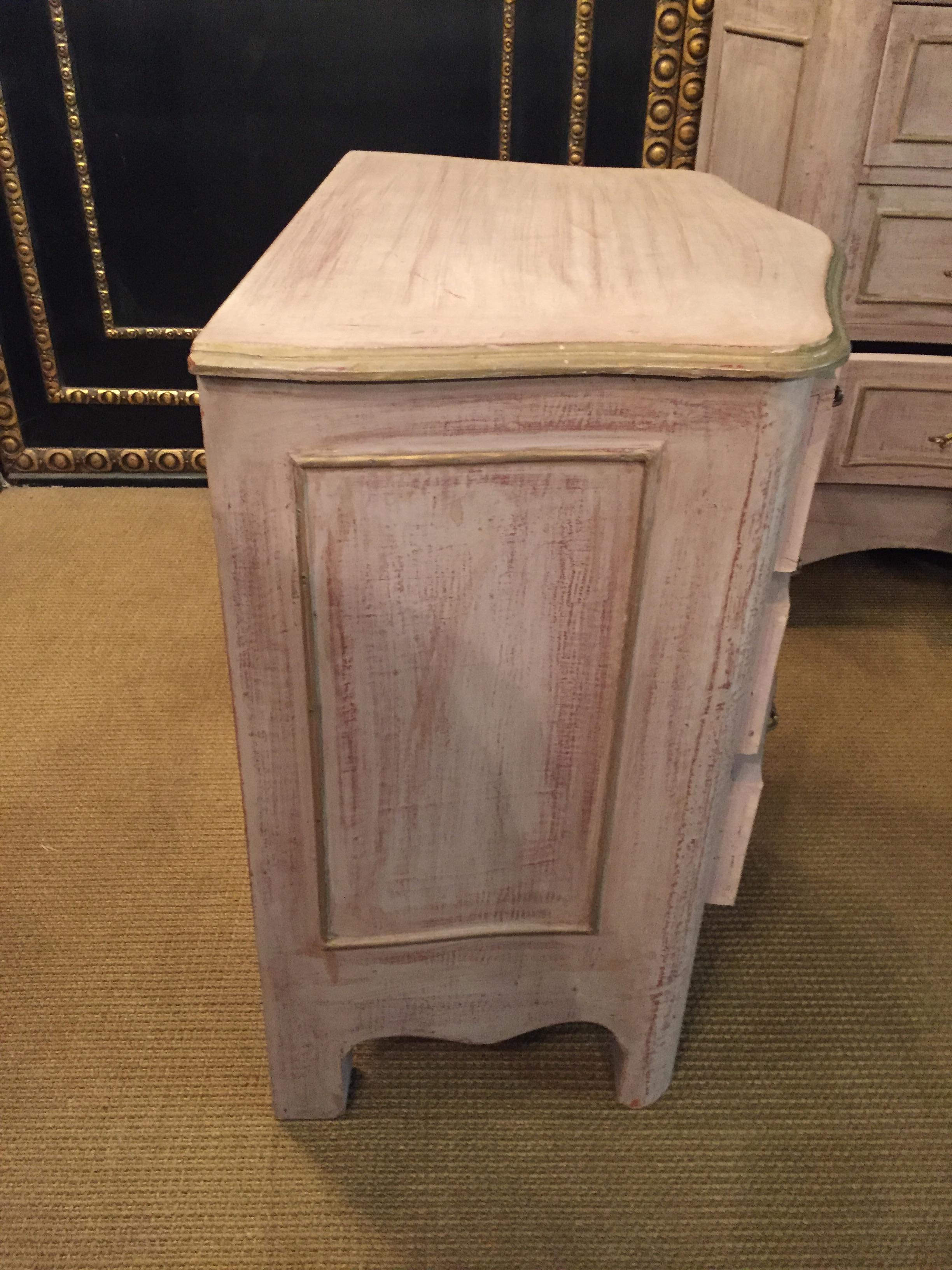 Beautiful Country Style Baroque Chest of Drawers in the Style of 18th Century 1