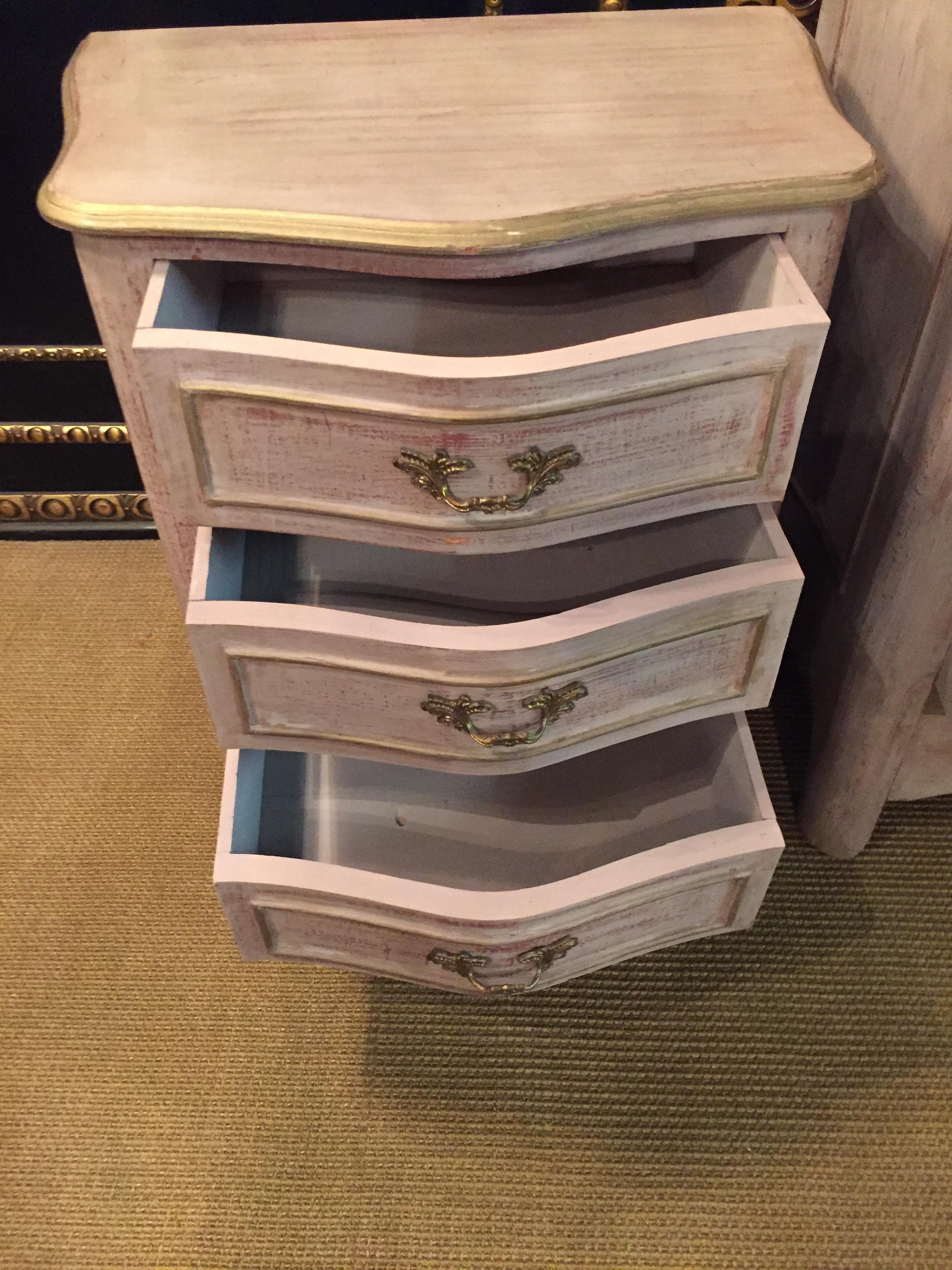 Hand-Crafted Beautiful Country Style Baroque Chest of Drawers in the Style of 18th Century