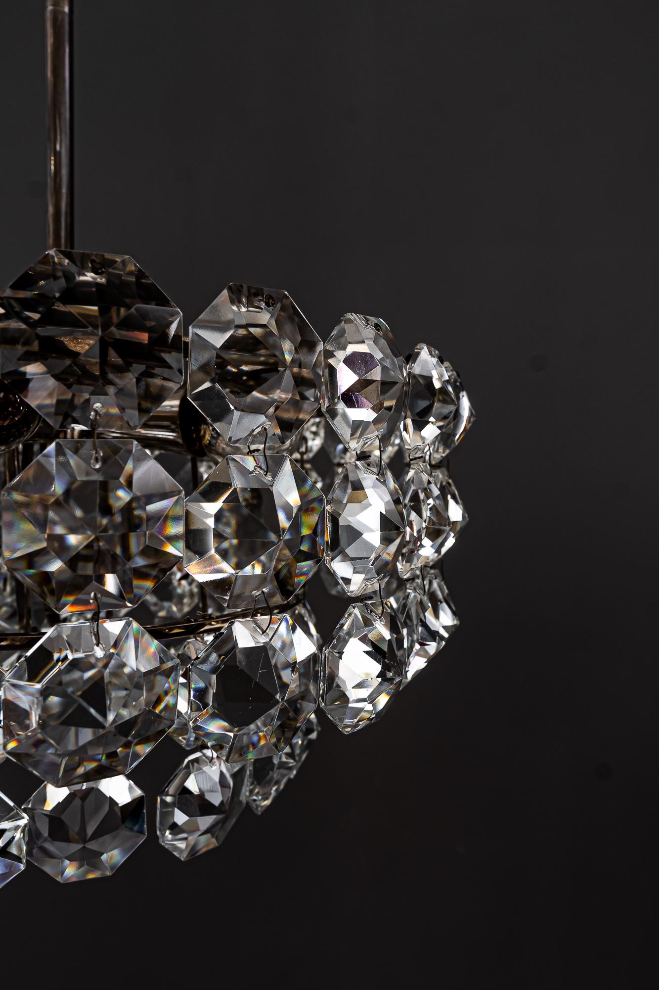 Mid-20th Century Beautiful Crystal Chandelier by Bakalowits & Sons, Vienna, 1960s For Sale