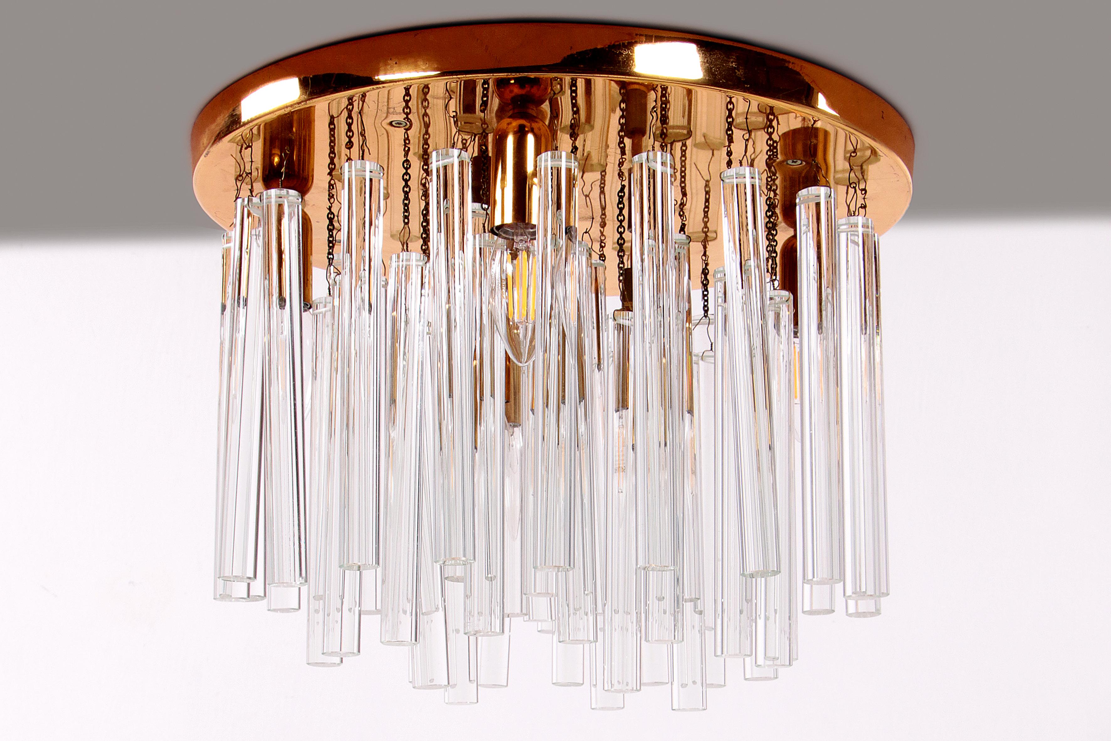 Tedesco Bellissimo lampadario o lampada da soffitto in cristallo 1960, Germania in vendita
