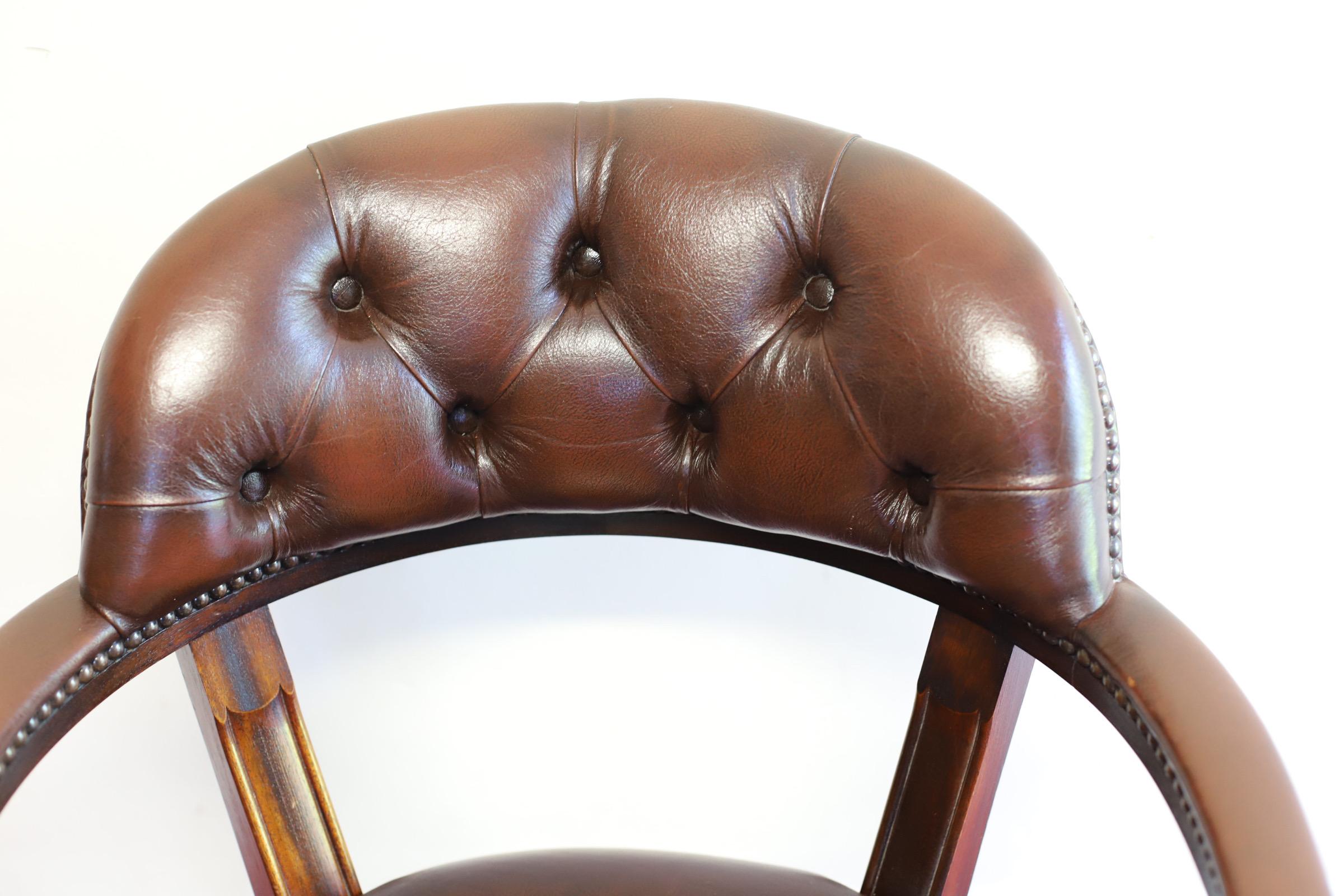 Beautiful Cushioned Chesterfield Captain Leather Chair  For Sale 1
