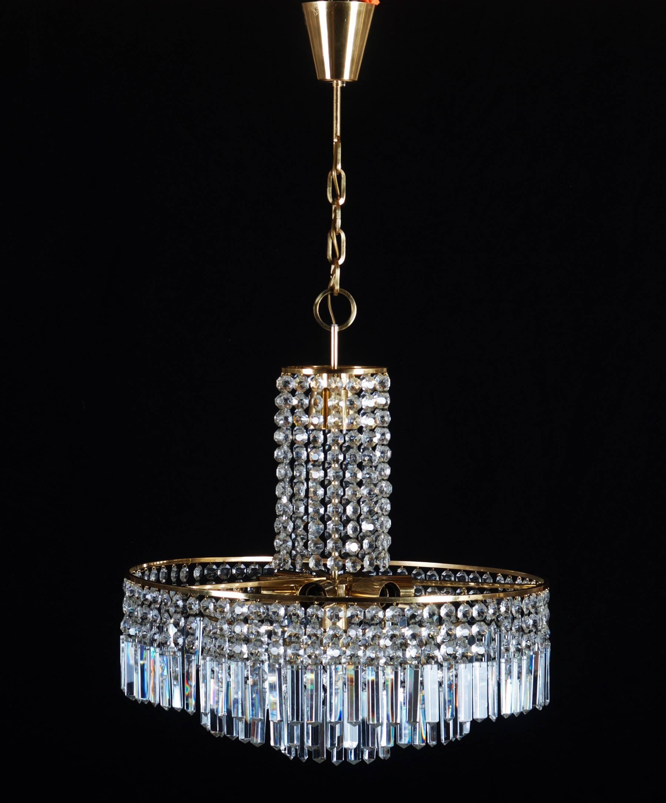 Beautiful Cut Crystal Chandelier by Bakalowits For Sale 1