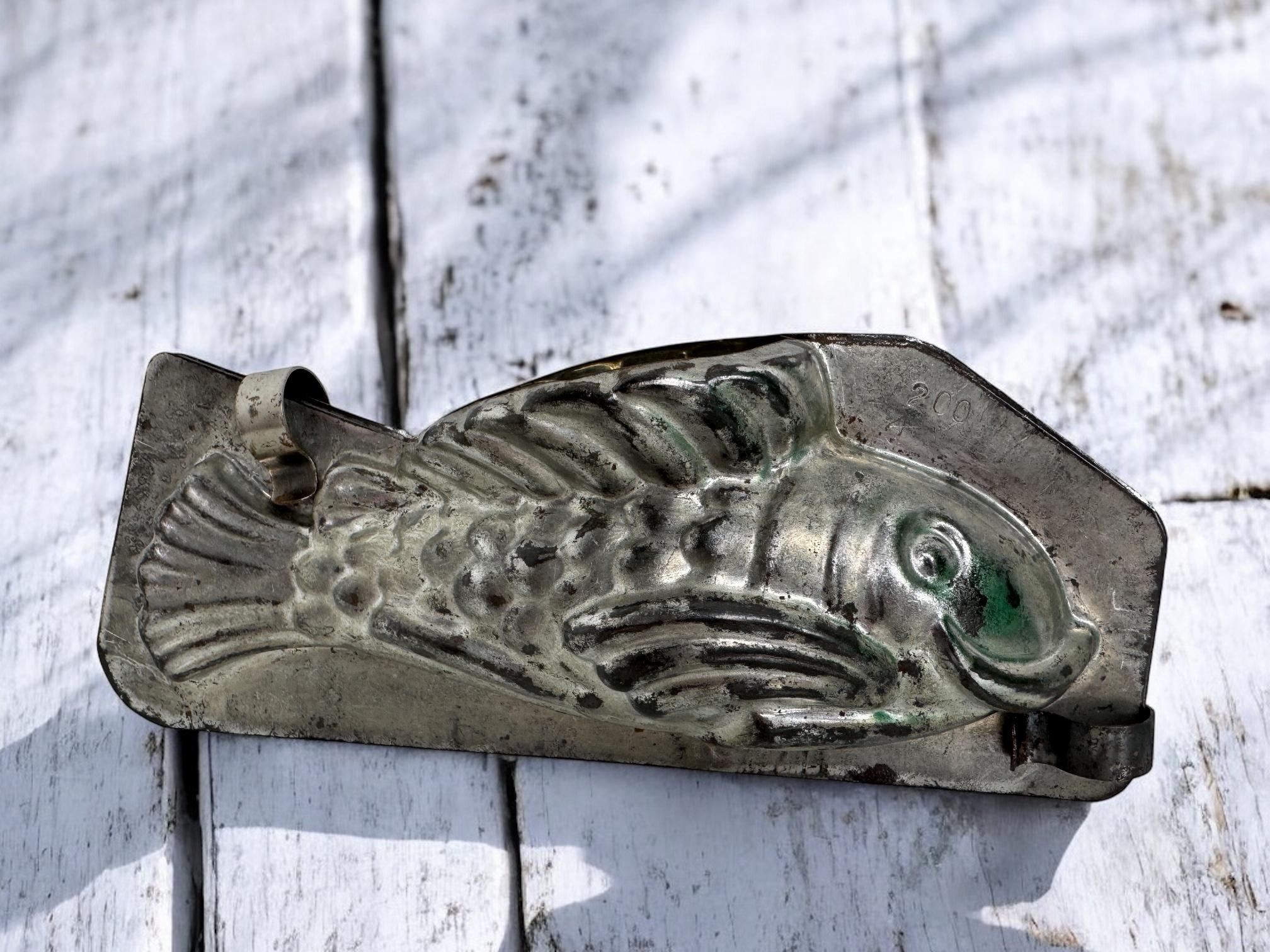 Beautiful Cute Fish Dolphin Chocolate Mold Antique 1920s, France For Sale 3