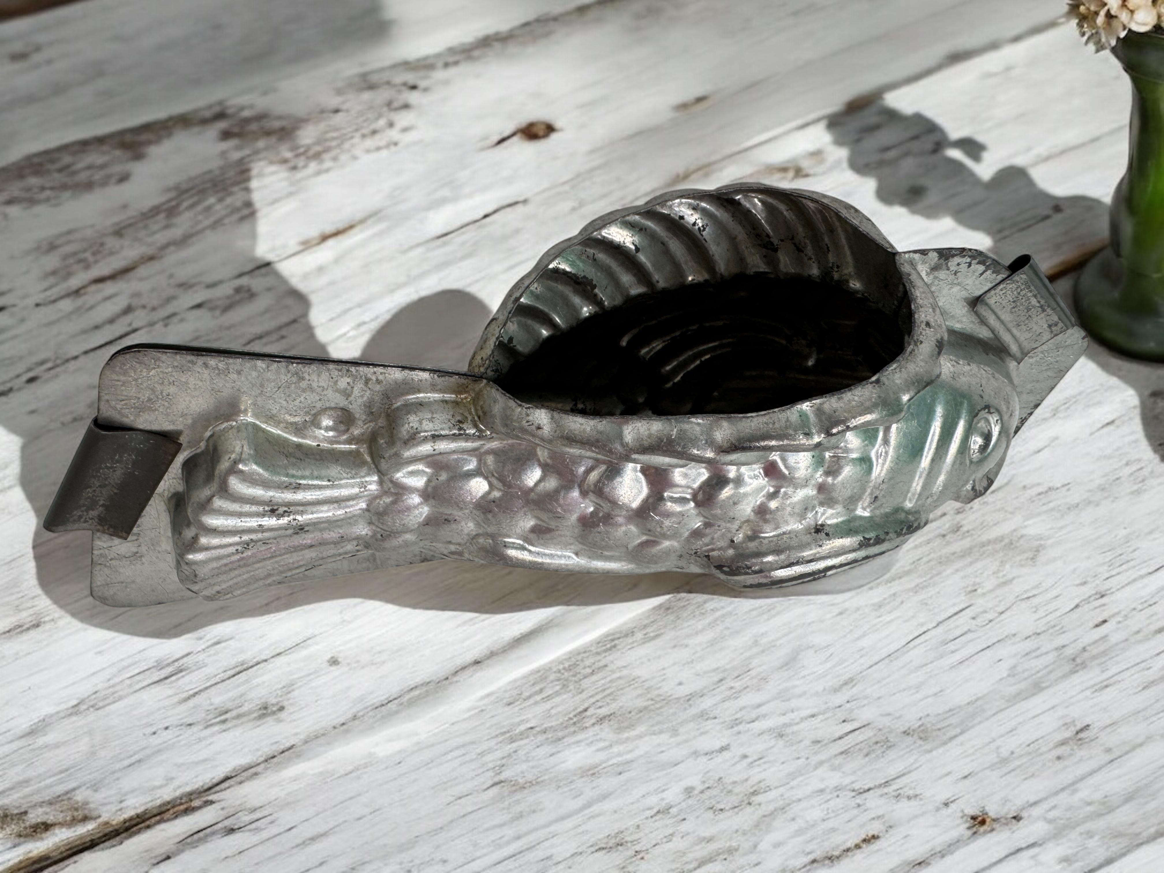 Beautiful Cute Fish Dolphin Chocolate Mold Antique 1920s, France For Sale 4