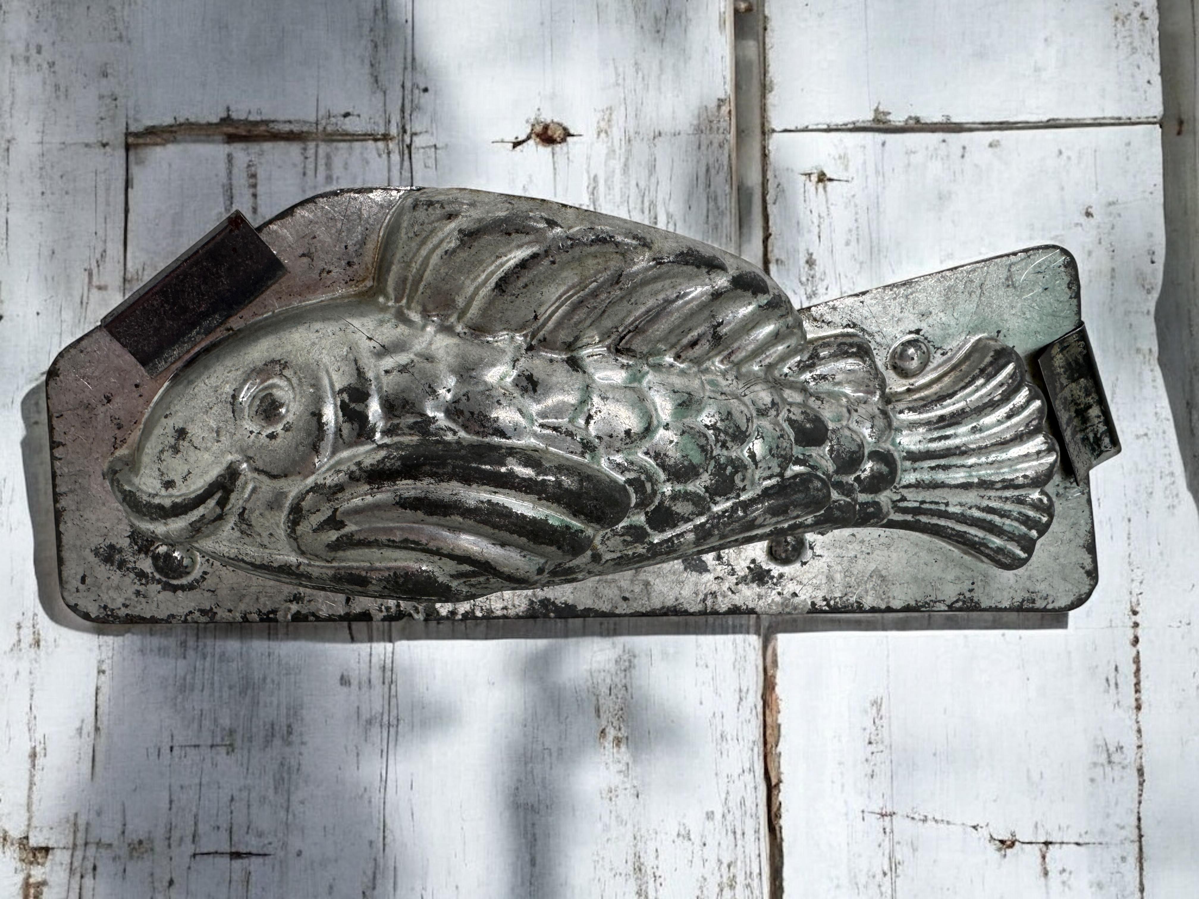 Beautiful Cute Fish Dolphin Chocolate Mold Antique 1920s, France For Sale 5