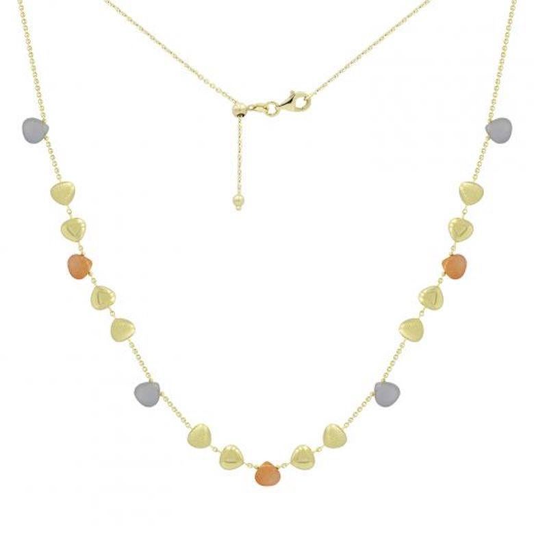 Collier en or jaune 14K

Or
Taille 42 cm
Poids 6,21 grammes

Forte de l'héritage des anciennes traditions de la haute joaillerie suisse, NATKINA est une marque de bijoux basée à Genève, qui crée des chefs-d'œuvre de joaillerie moderne adaptés à la