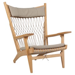 Beautiful Danish Lounge Chair by Hans J. Wegner for PP Møbler PP 129
