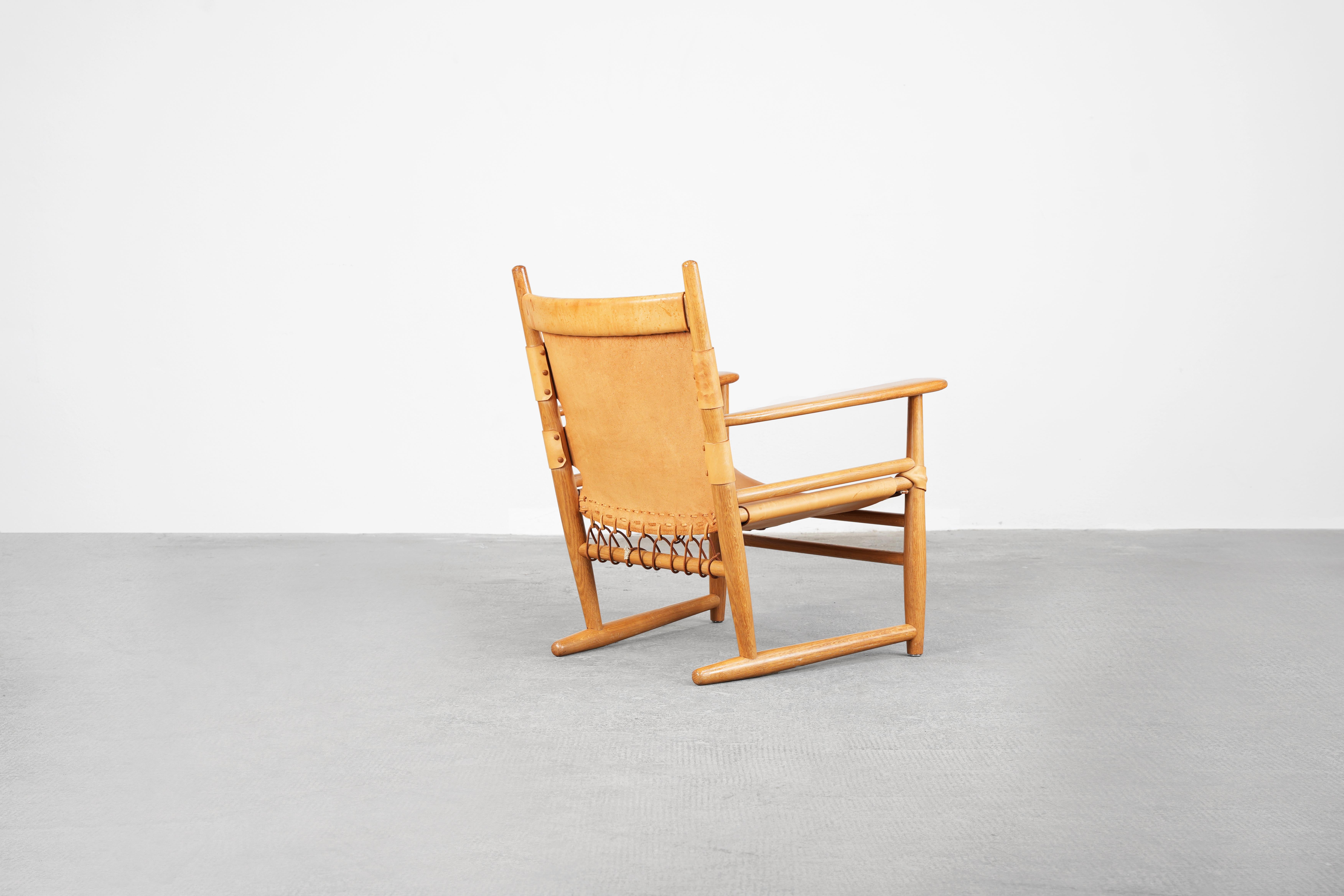 20th Century Beautiful Danish Oak hunting Lounge Chair from the, 1960s