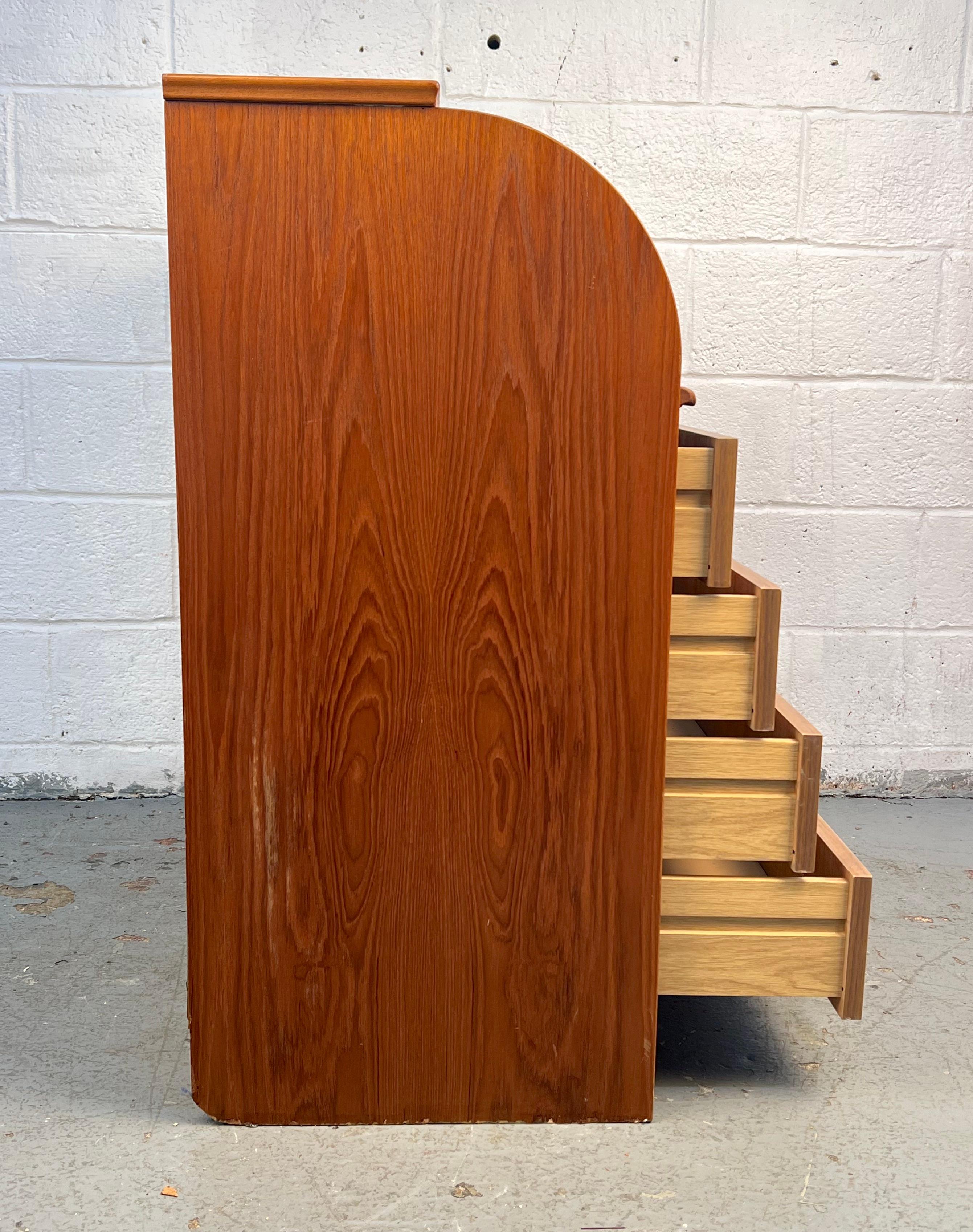 Bellissima scrivania danese in teak Rolle in vendita 3
