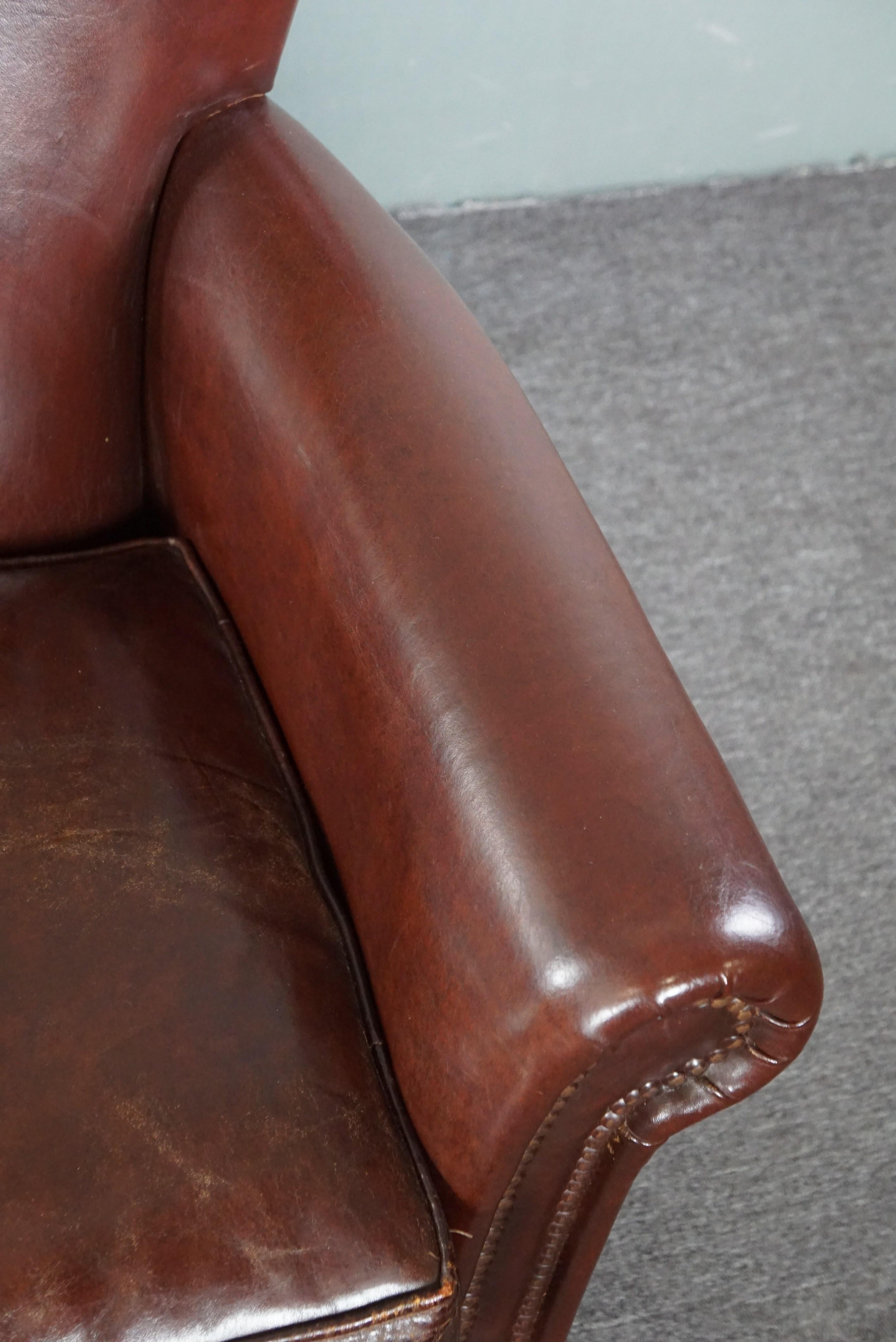 Beautiful dark-classic designed sheepskin 2-seater sofa For Sale 3