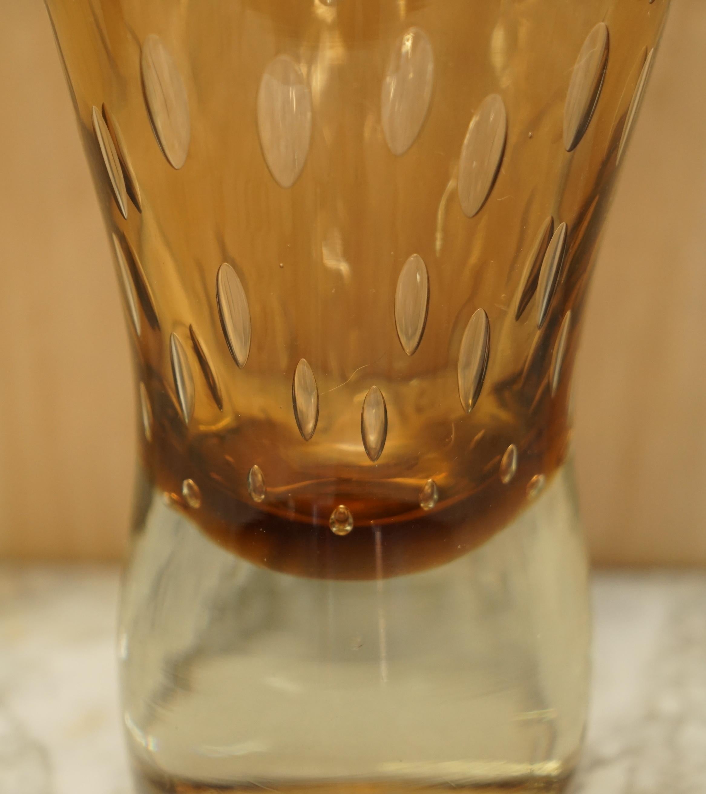 Magnifique vase décoratif en verre décoratif fait sur mesure avec un motif de bulles d'air en vente 8