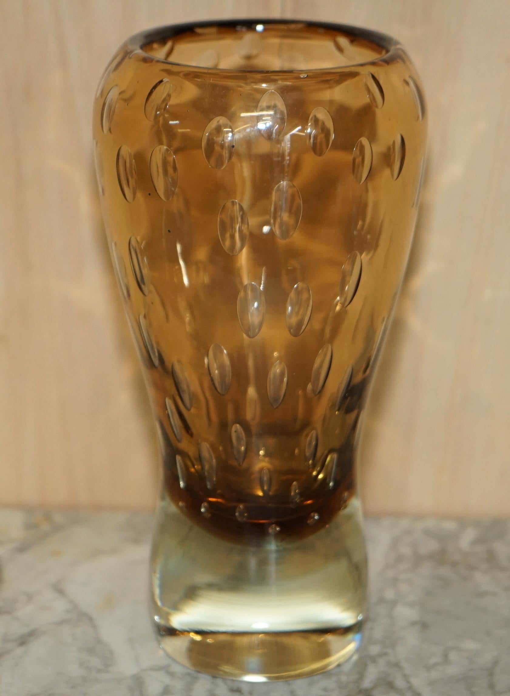 Magnifique vase décoratif en verre décoratif fait sur mesure avec un motif de bulles d'air en vente 2