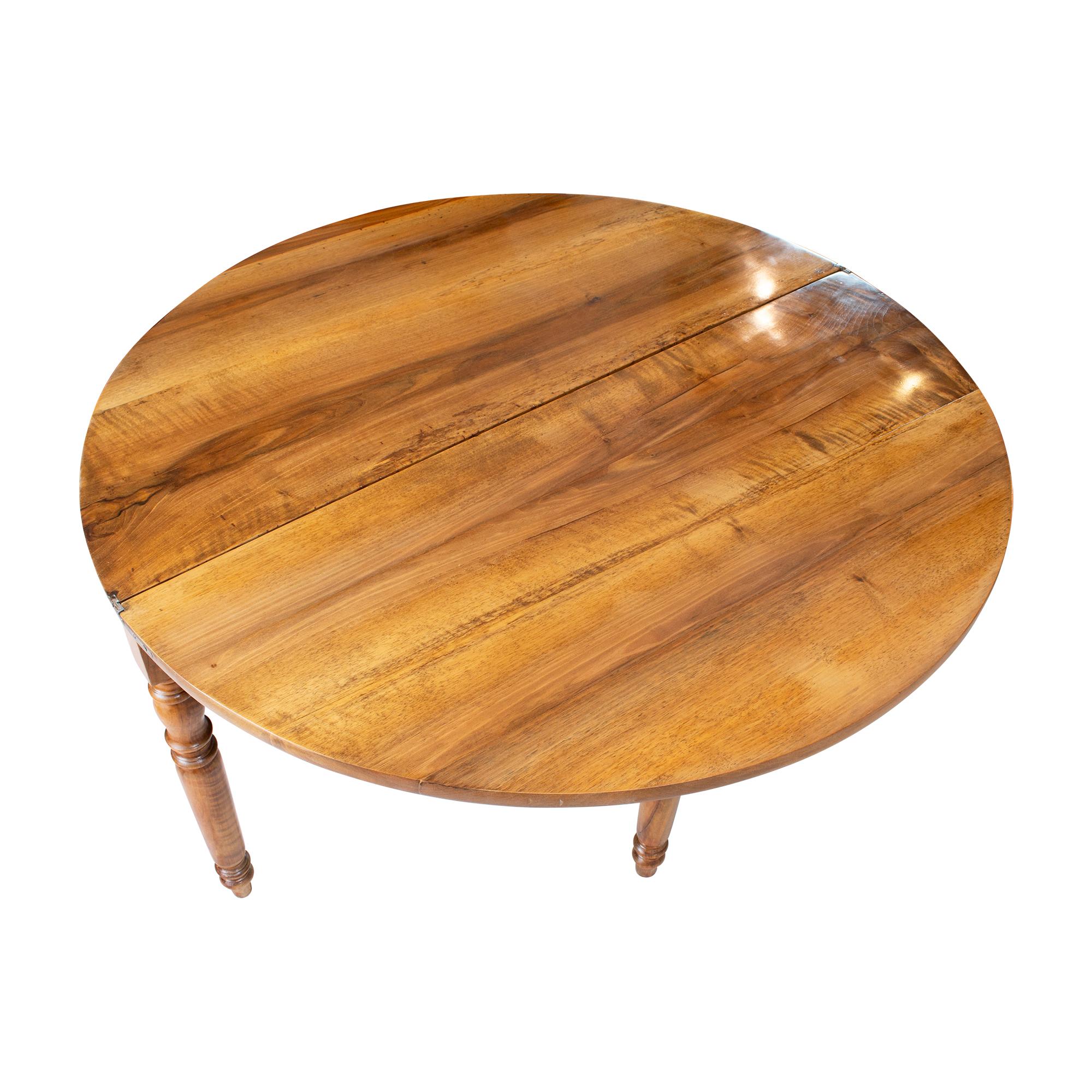 19th Century Biedermeier Walnut Demi Lune Fold-Out Table For Sale 1