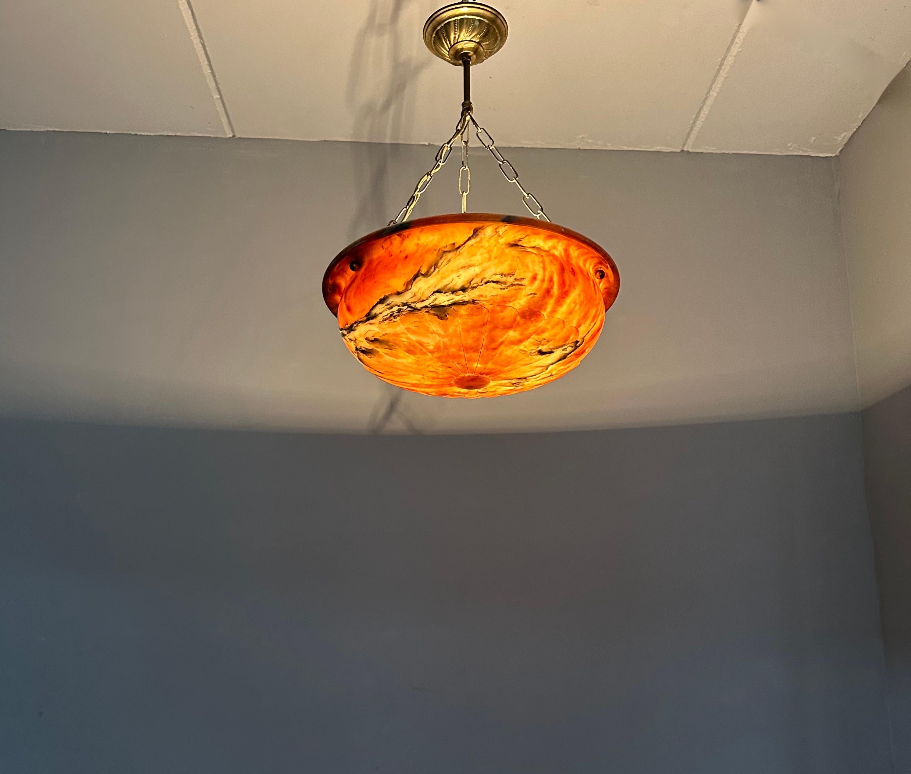 Perfectly Design Antique Alabaster Chandelier / Pendant Light in Mint Condition In Good Condition For Sale In Lisse, NL