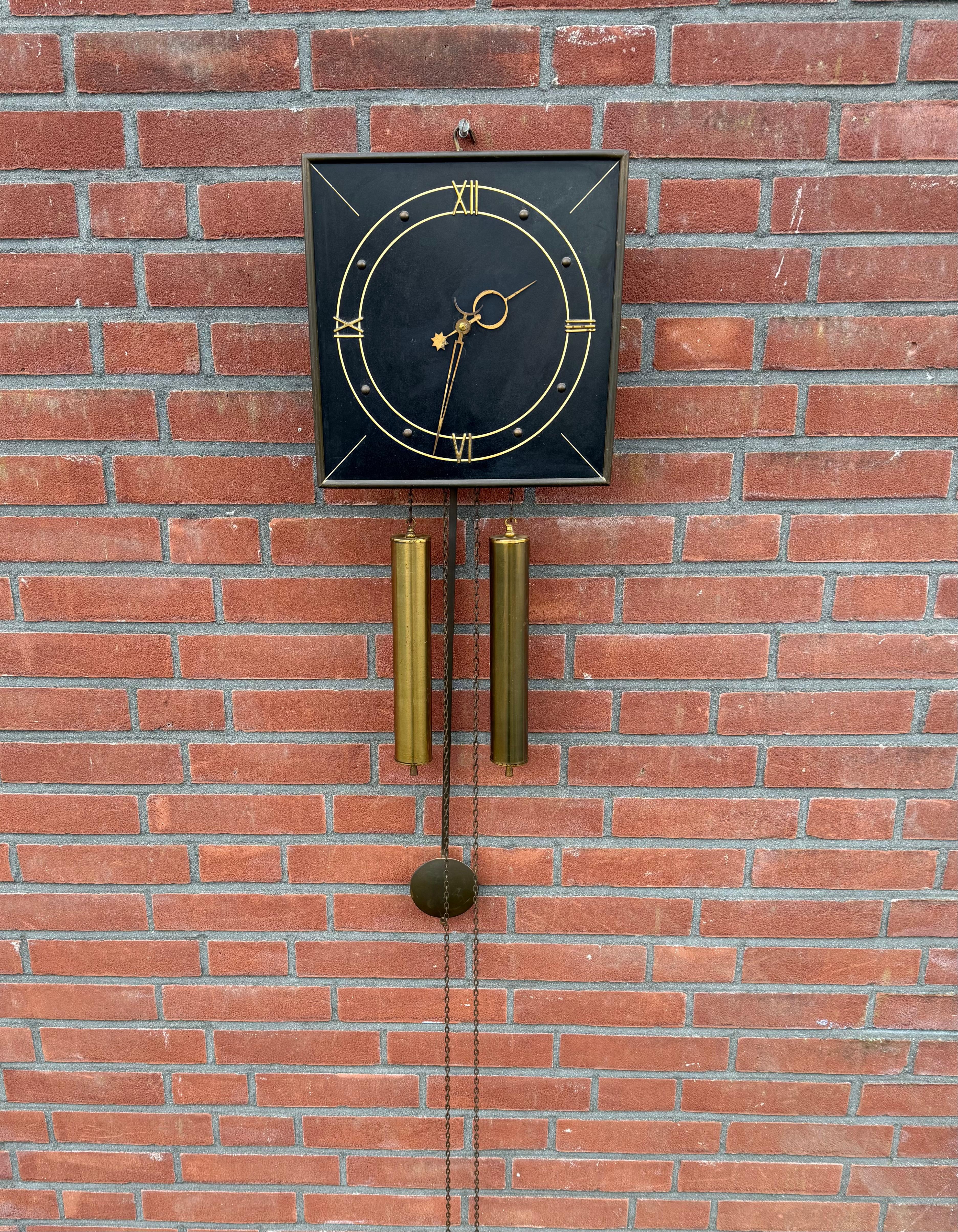 Beautiful Design Midcentury Brass Pendulum Wall Clock, Great Condition 1960s For Sale 9