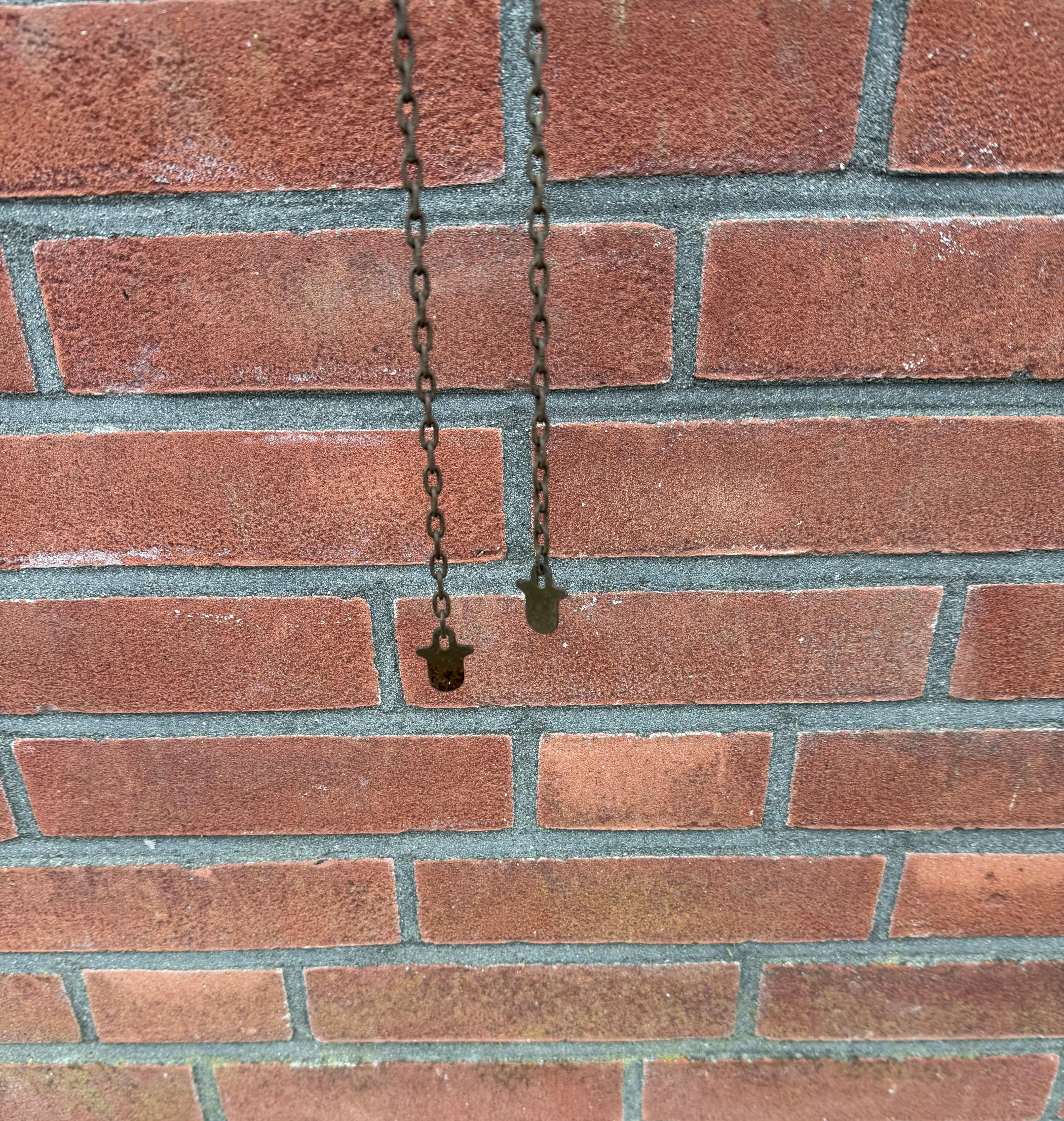 Beautiful Design Midcentury Brass Pendulum Wall Clock, Great Condition 1960s For Sale 3