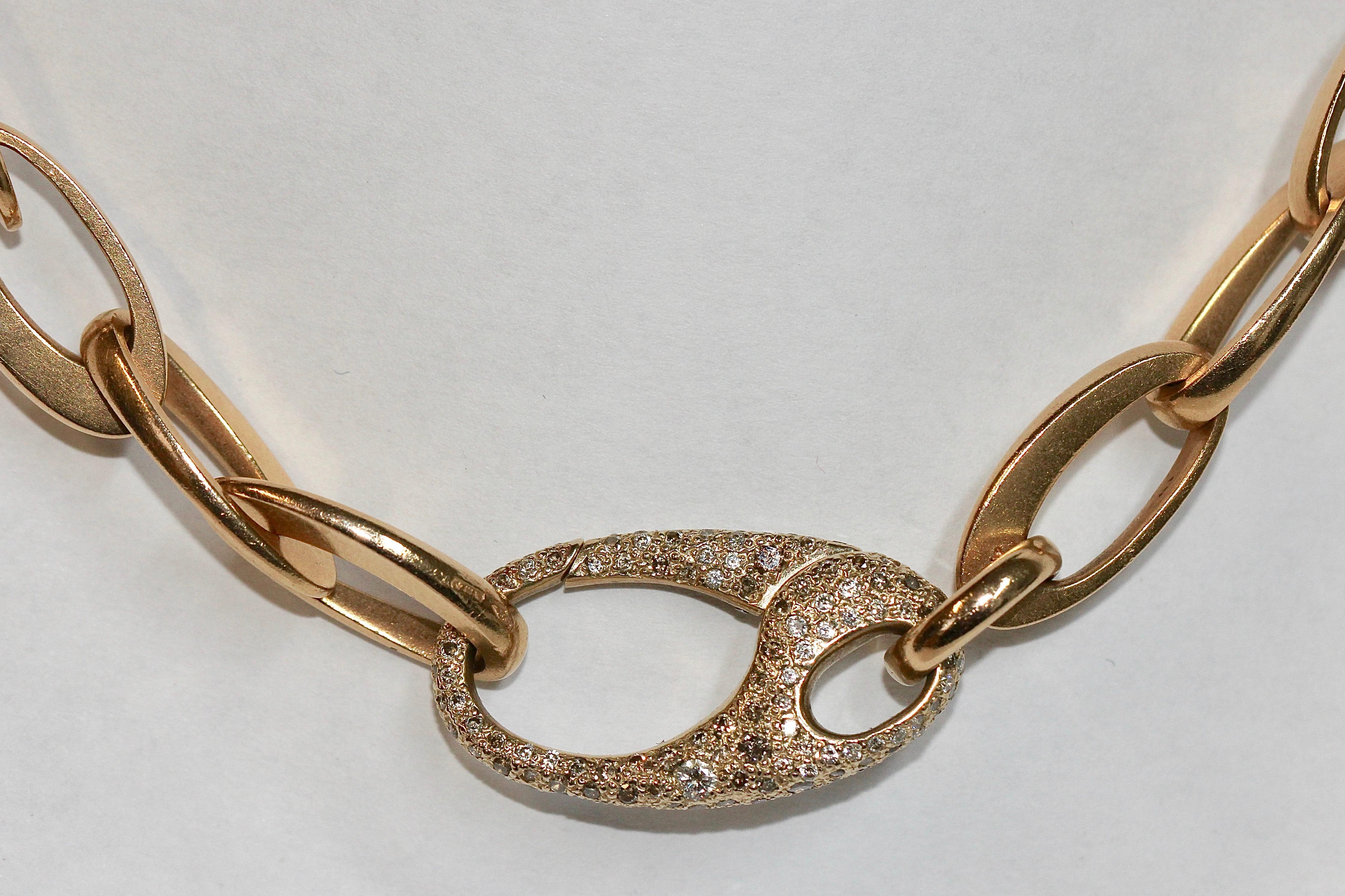 Modern Beautiful Designer Chain Necklace from Pomellato, 18k Rose Gold with Diamonds