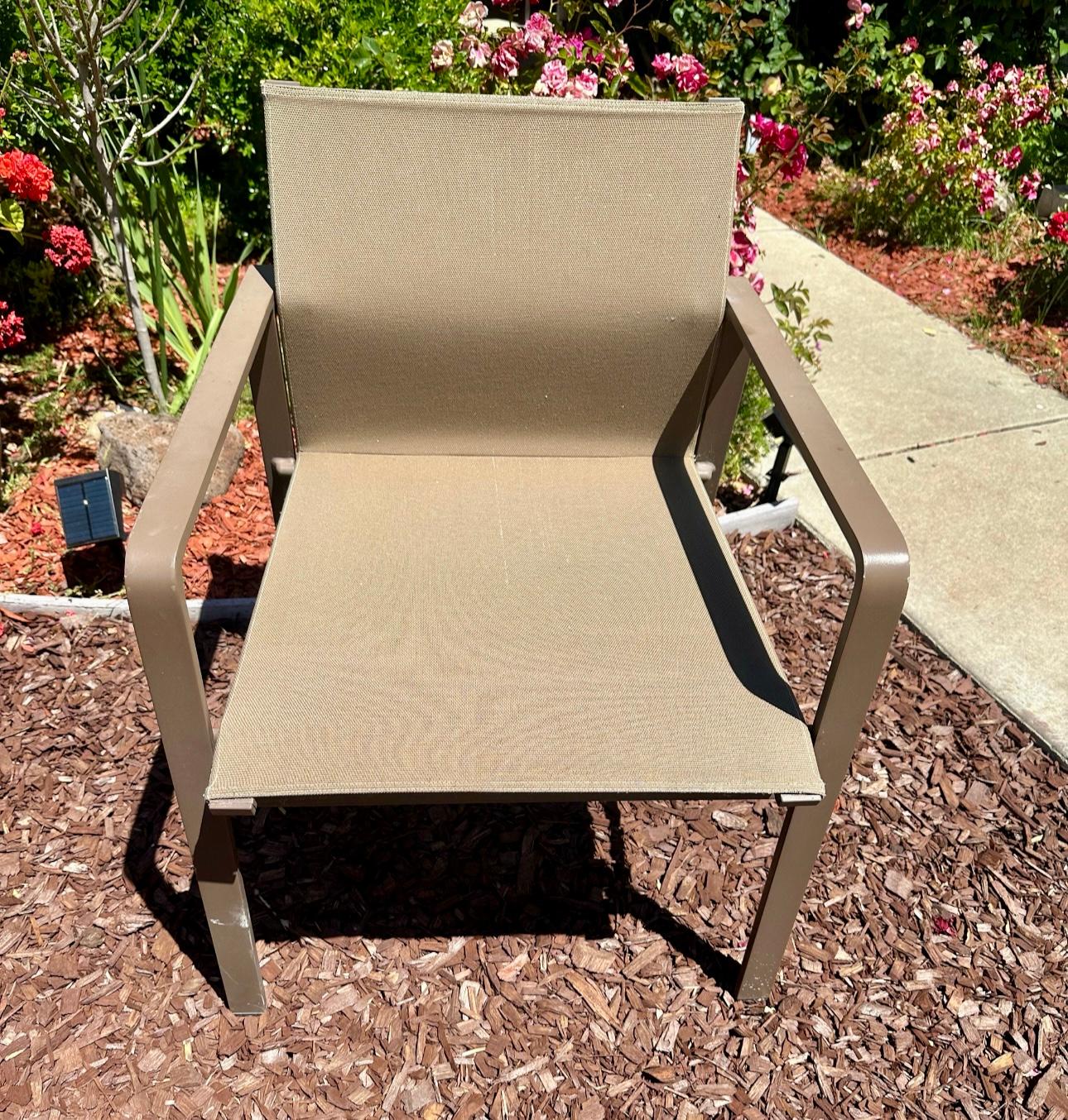 Contemporary Beautiful Designer Patio Set by Brown Jordan designed by Richard Frinier For Sale