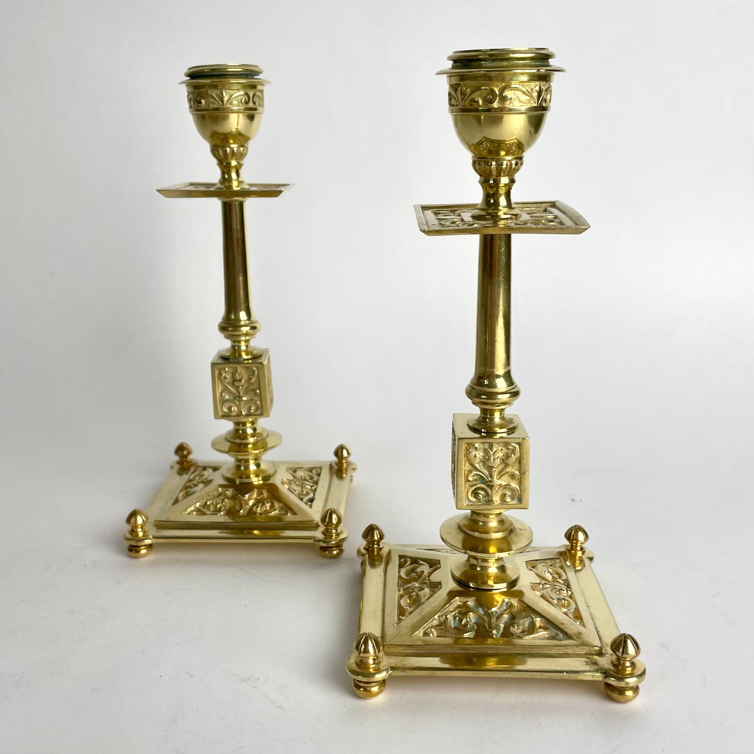 Schönes Schreibtischset aus Messing und Kristall aus dem späten 19. Jahrhundert im Angebot 5