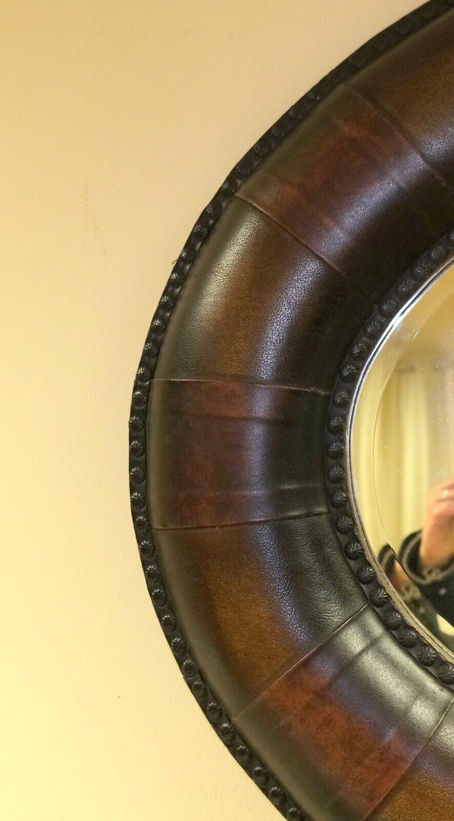 20th Century BEAUTIFUL DETAILED BROWN LEATHER OVAL STUDDED FRAME WALL MiRROR For Sale