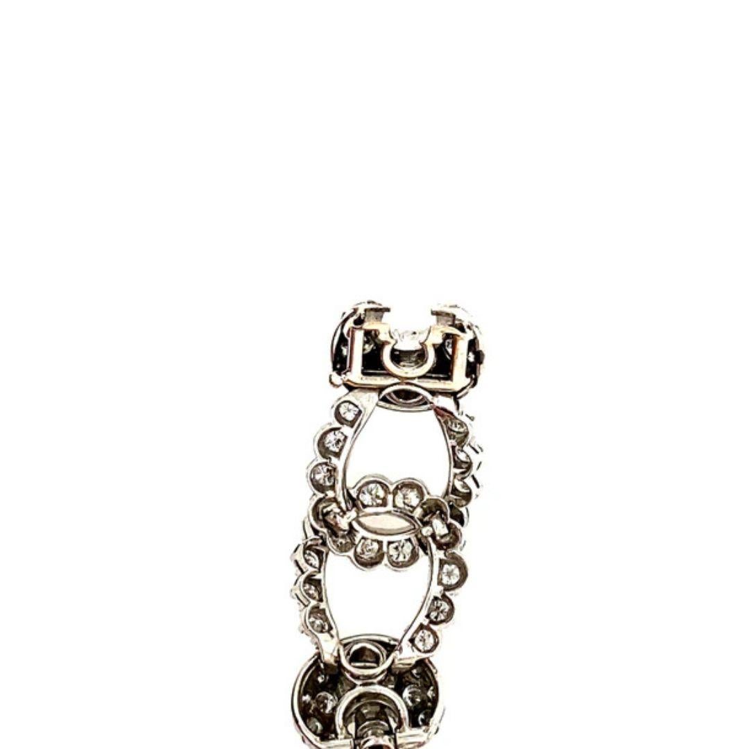 Rétro Magnifique bracelet en or blanc au design complexe en vente