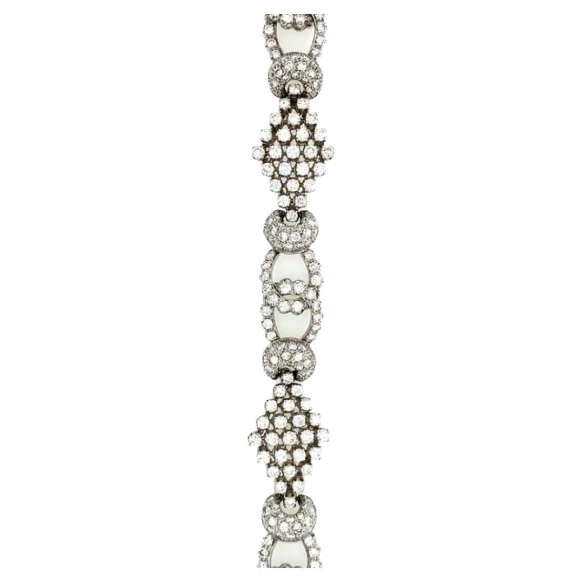 Magnifique bracelet en or blanc au design complexe