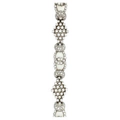 Beautiful Diamond Bracelet in White Gold with Intricate Design