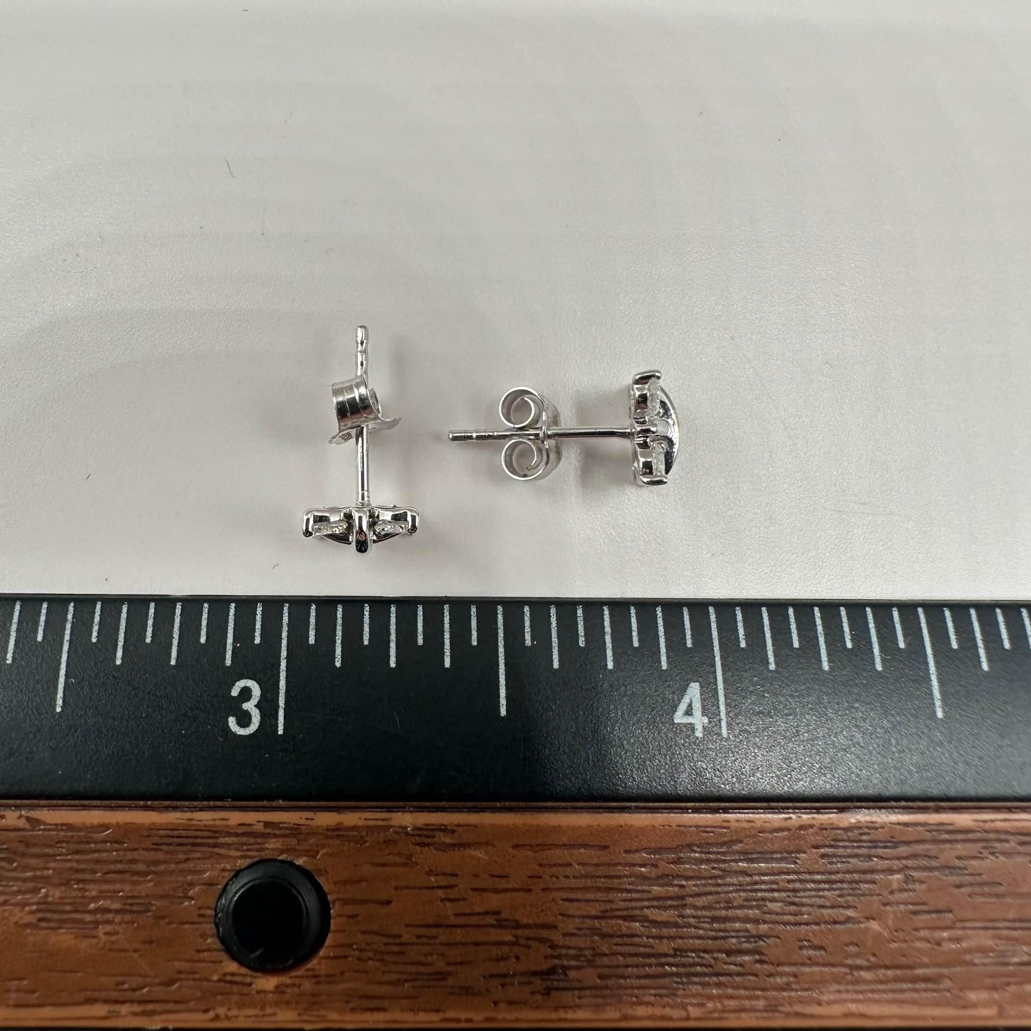 Donna Bellissimi orecchini con diamanti in oro bianco 14kt - 0,50ctw GH SI2-I1, 6,6mm in vendita