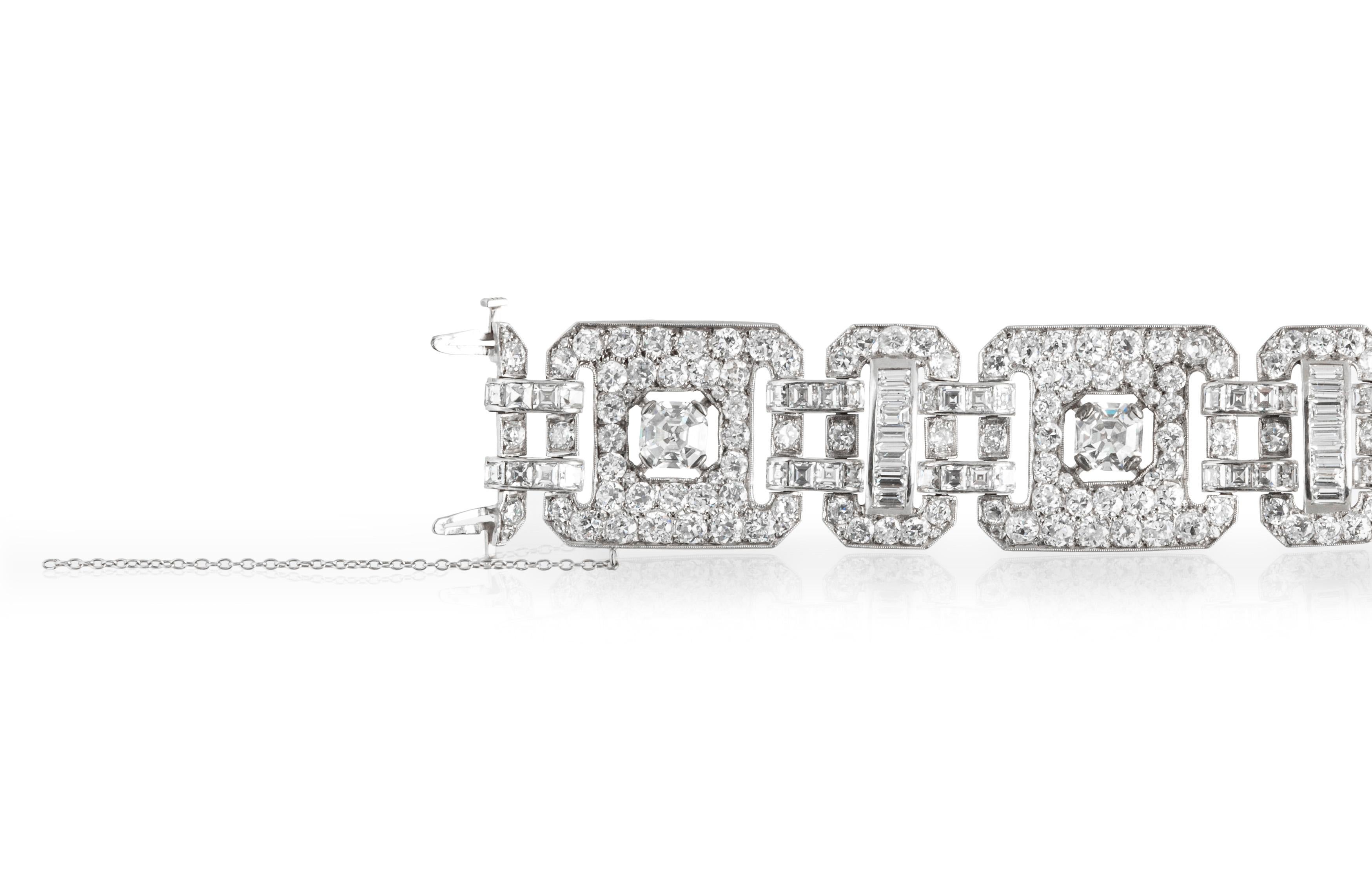 Round Cut Beautiful Diamond Link Bracelet For Sale