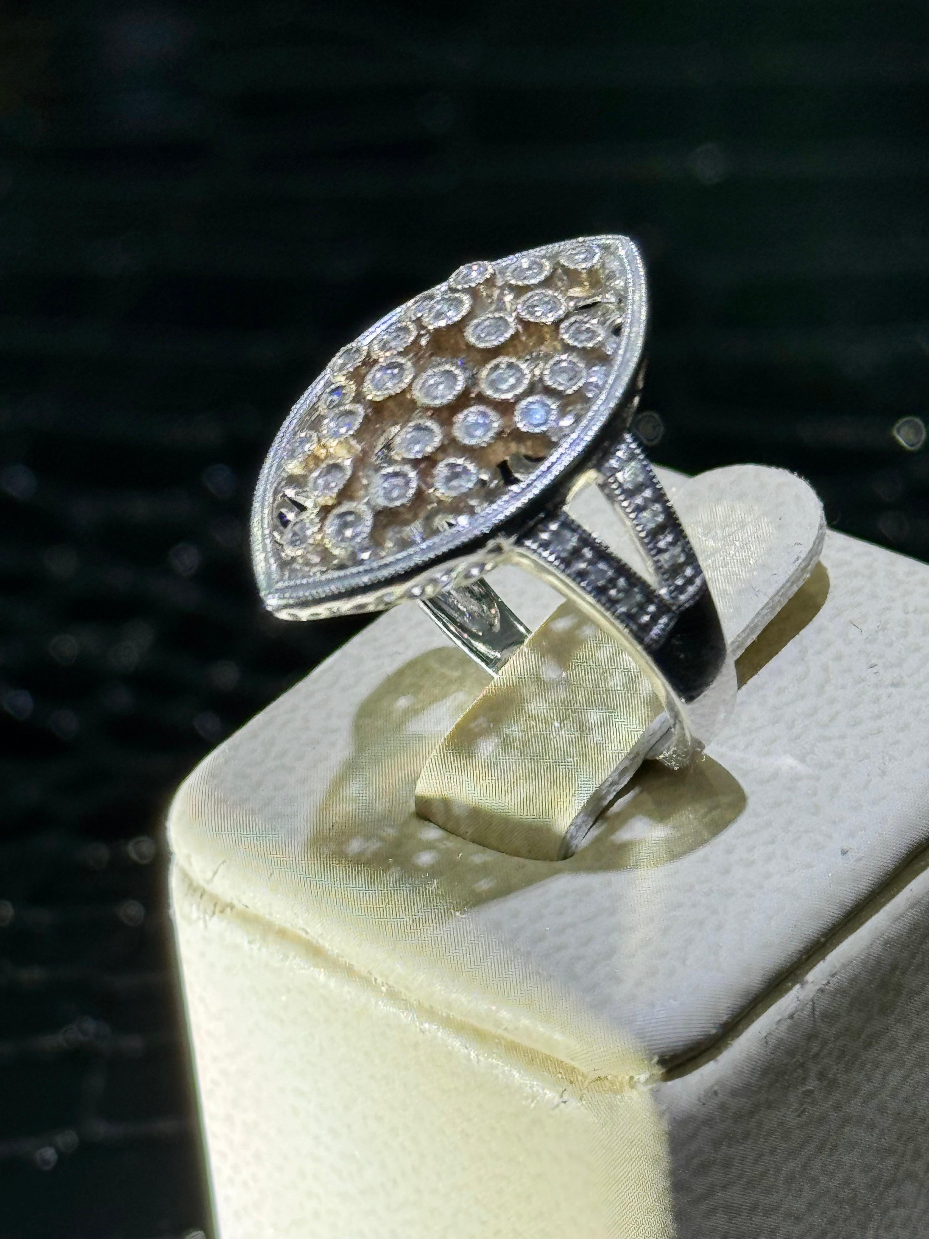 Women's Beautiful Diamond Ring In 14k White & Rose Gold  For Sale