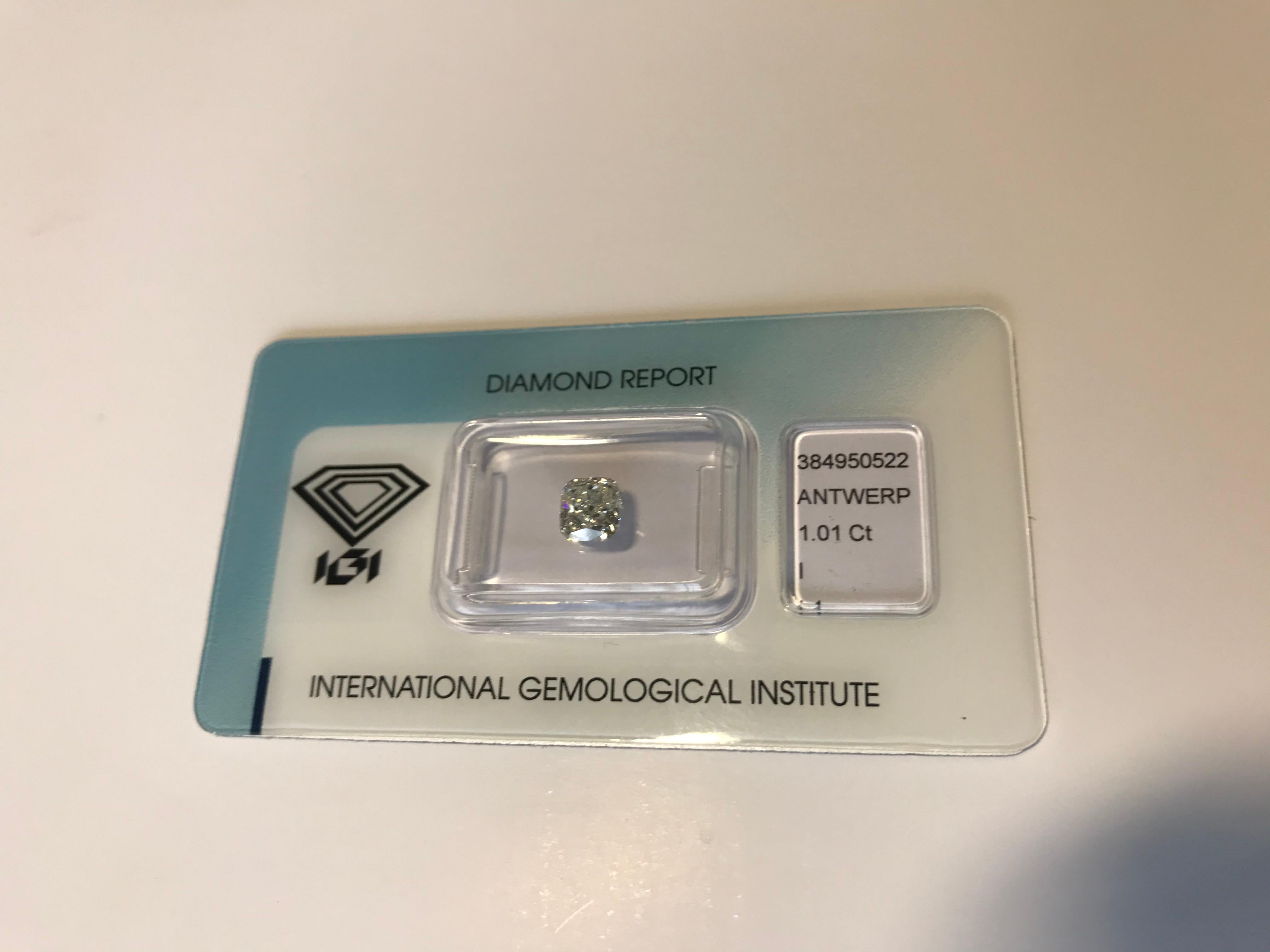 Sehr schöner Diamant
Unter Siegel 
1.01 Karat
I1
Farbe I
Papier und Zertifikat
2900 Euro