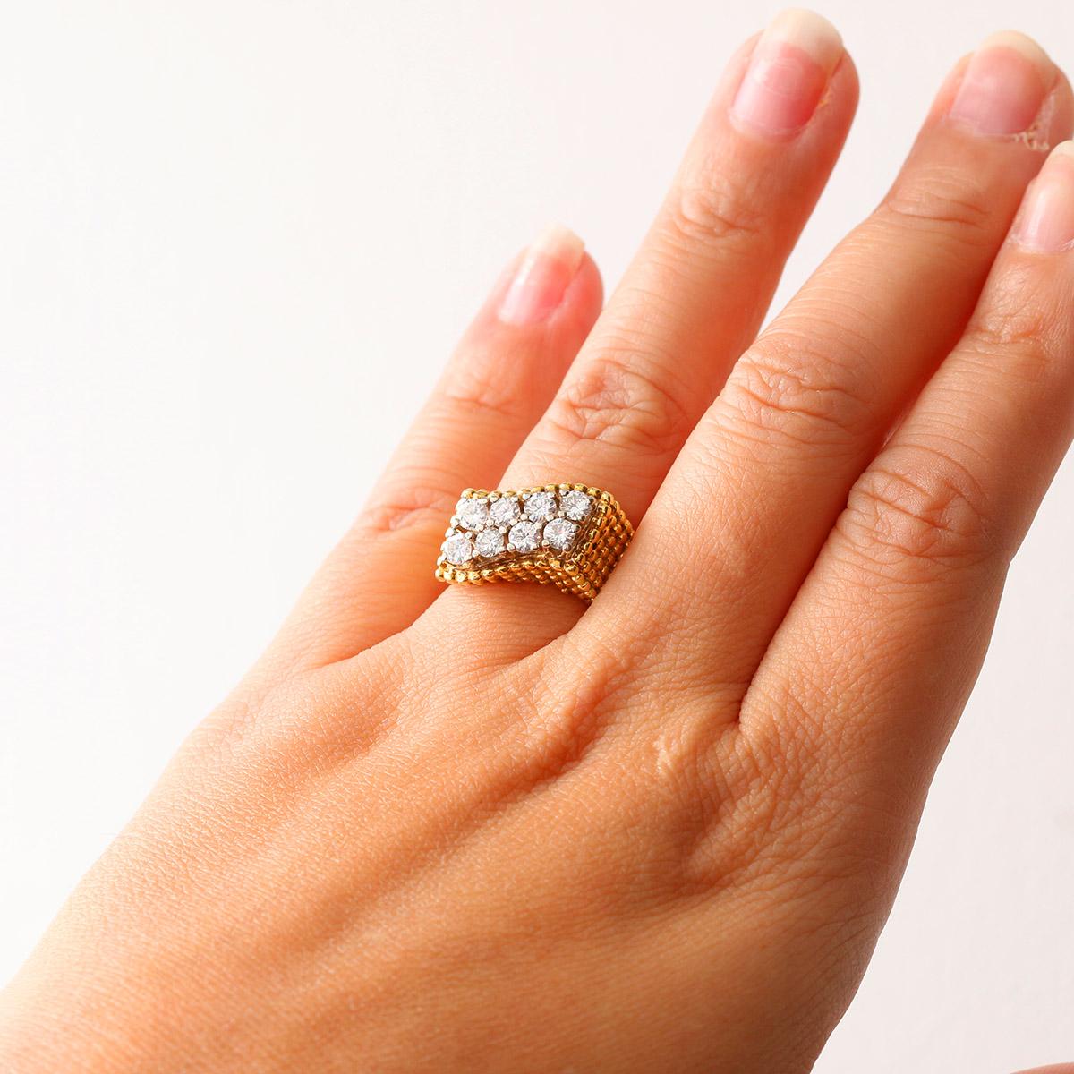 Women's Beautiful Diamond Yellow Gold Ring
