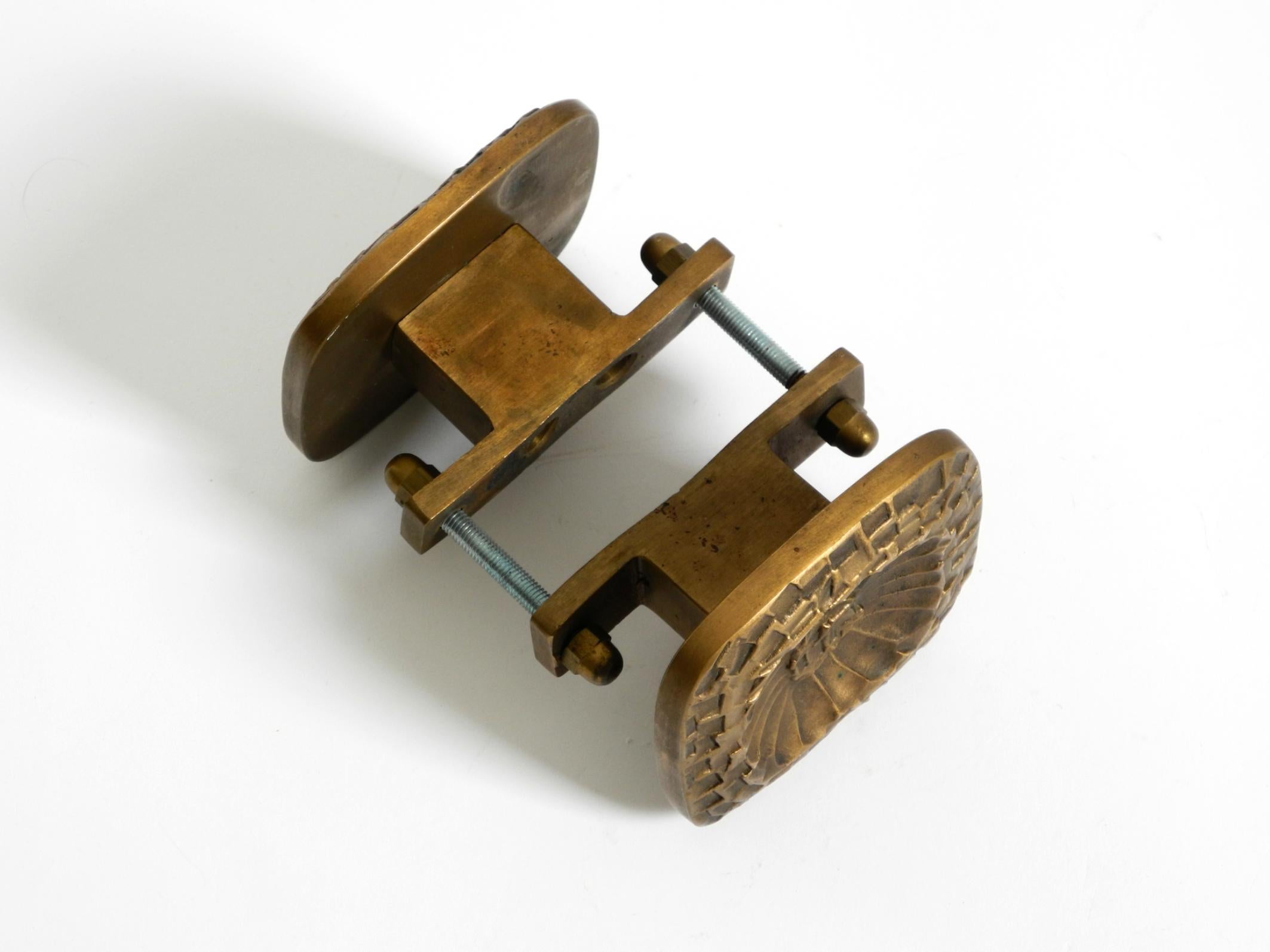 Bellissima maniglia per porta bifacciale in bronzo massiccio di stile moderno di metà secolo in vendita 1