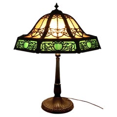 Beautiful Draped 16 Panel Green/Amber Stained Glass Table Lamp