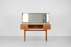 Beautiful Dressing Table by Aksel Kjersgaard in Oak, Denmark, 1960s