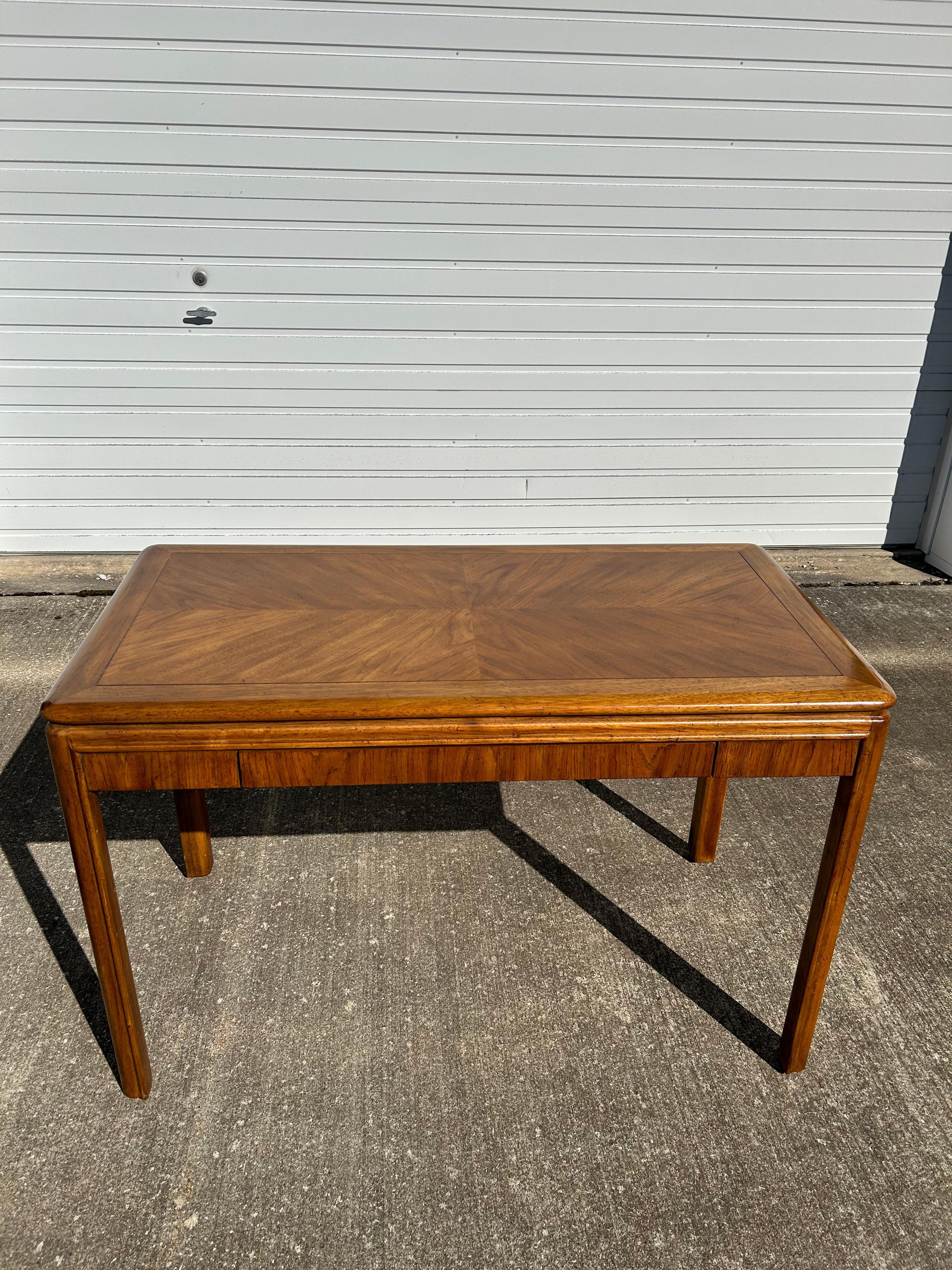 Beautiful Drexel Passage Writing Table or Desk with Drawer In Good Condition In Medina, OH