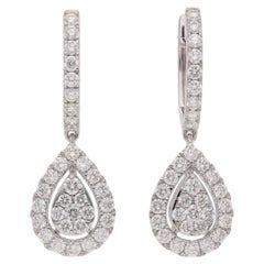 Bellissimo orecchino con diamante a forma di goccia in oro bianco 18 carati
