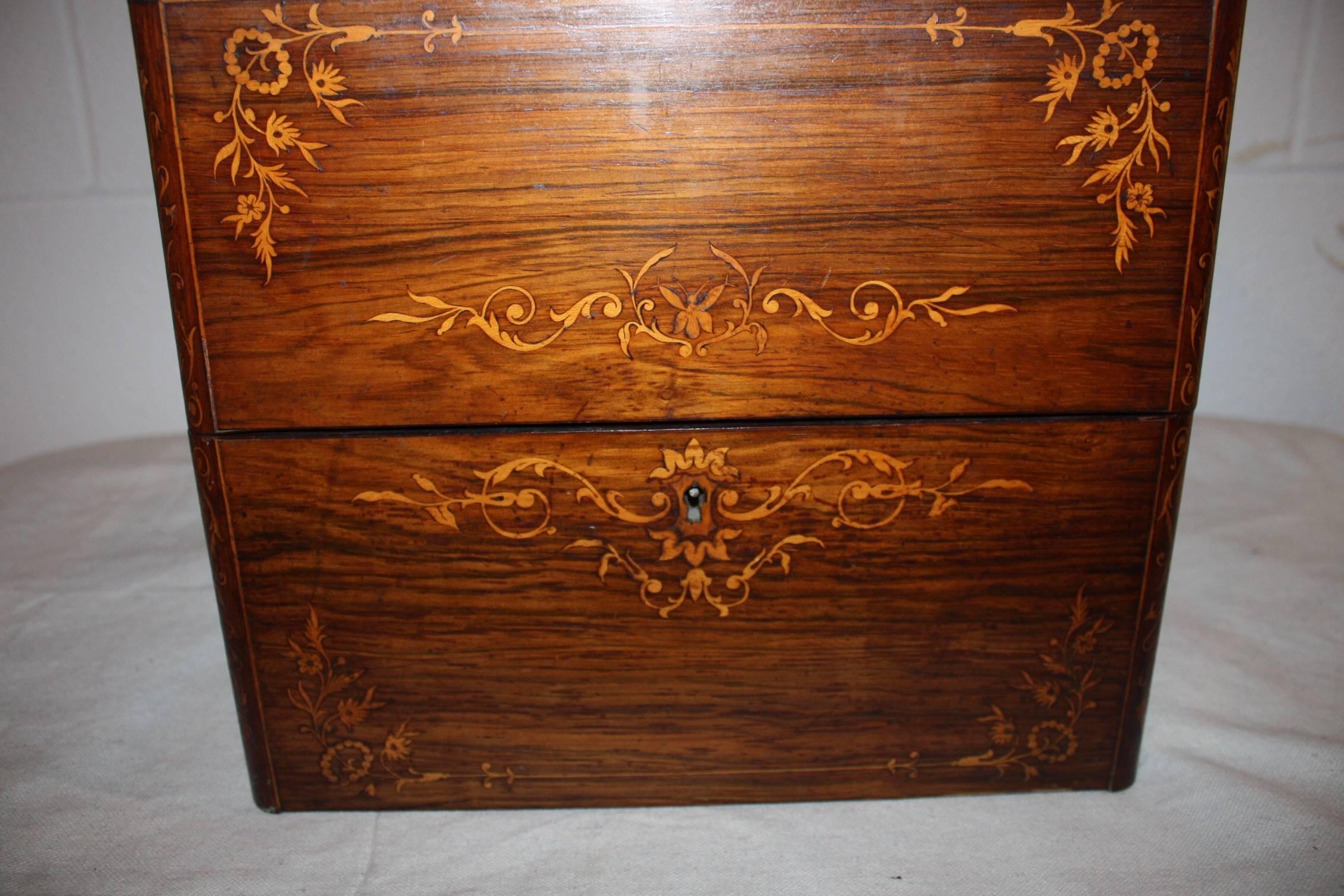 Mahogany Beautiful Early 19th Century French Liqueur Box For Sale