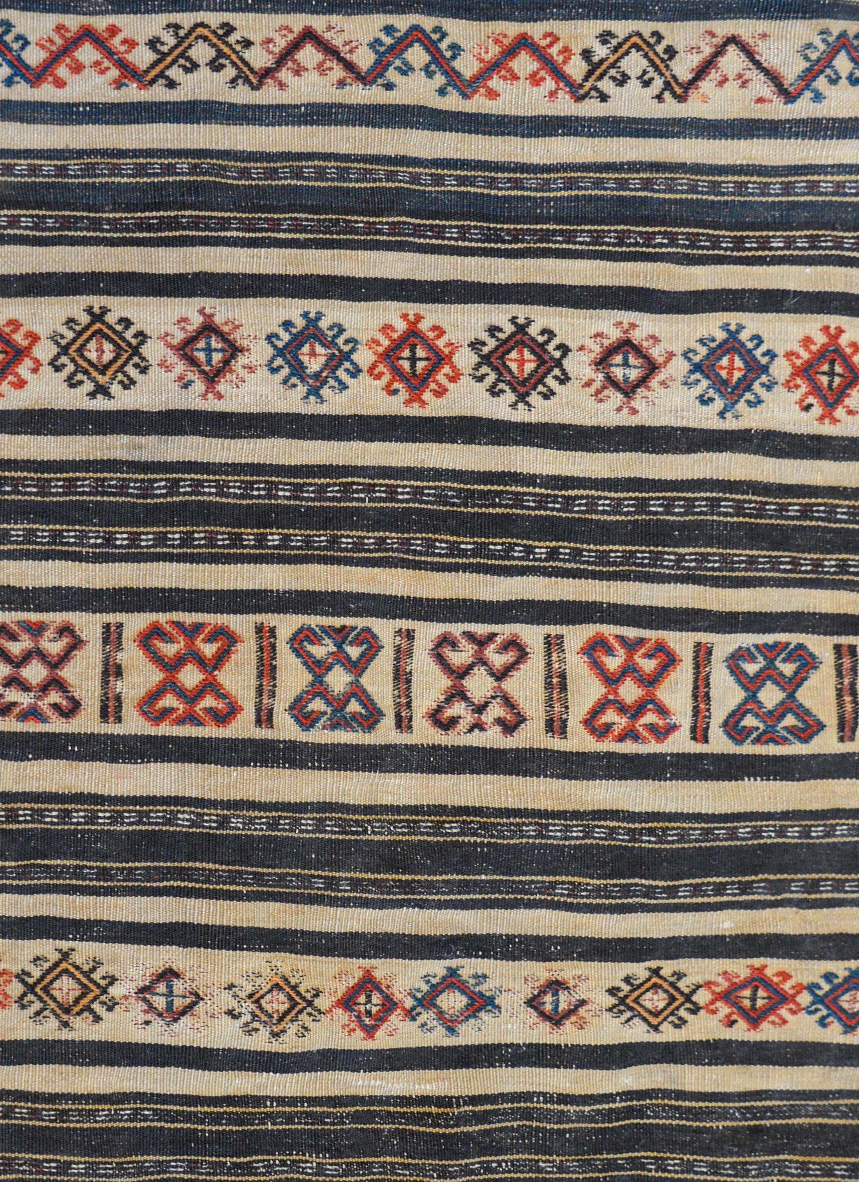 Tribal Magnifique sac à grains Afshar du début du 20e siècle en vente